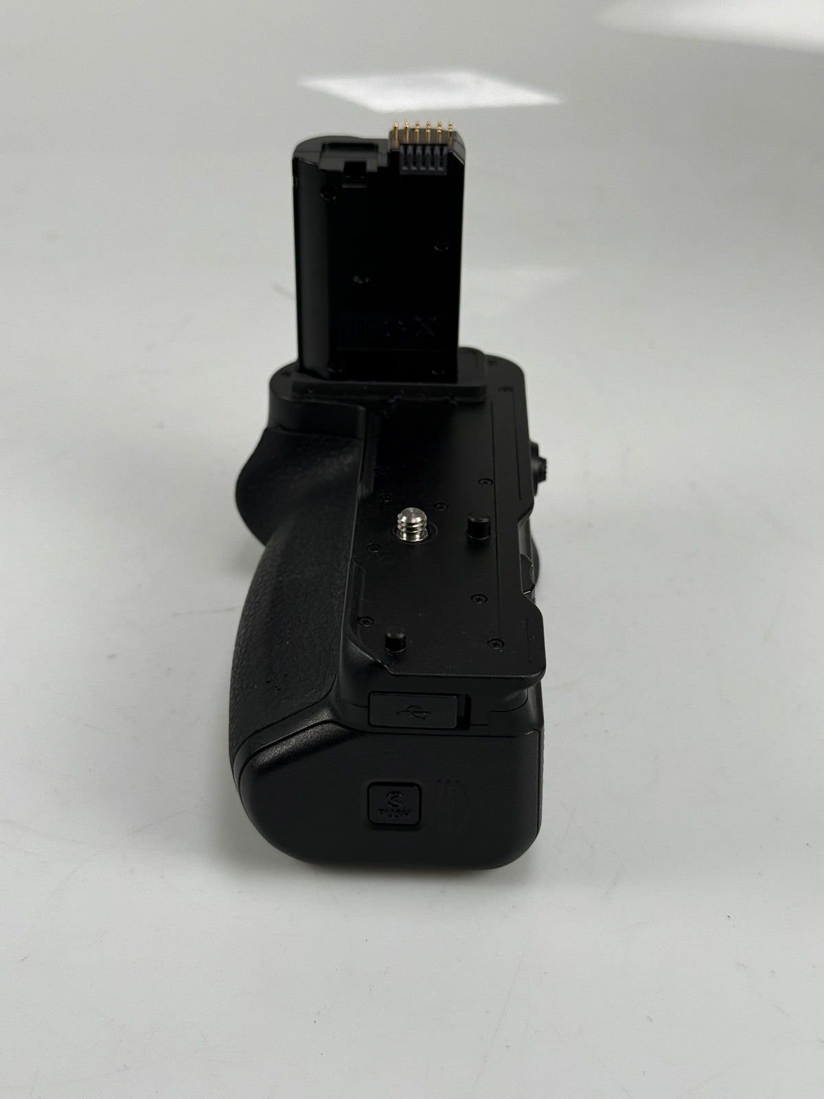 Nikon MB-N12 Power Batter Grip For The Nikon Z8 Camera