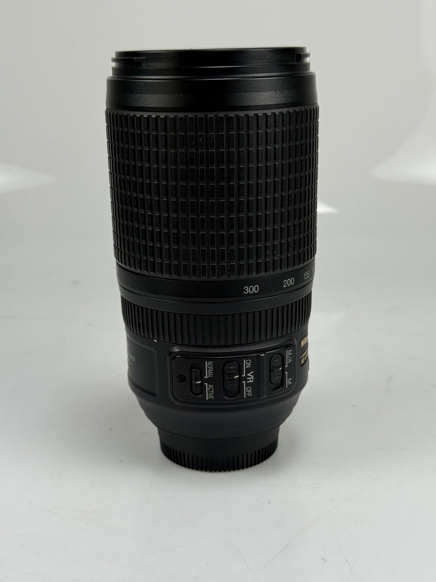 Nikon Nikkor AF-S 70-300mm f4.5-5.6 G ED VR IF Lens AFS