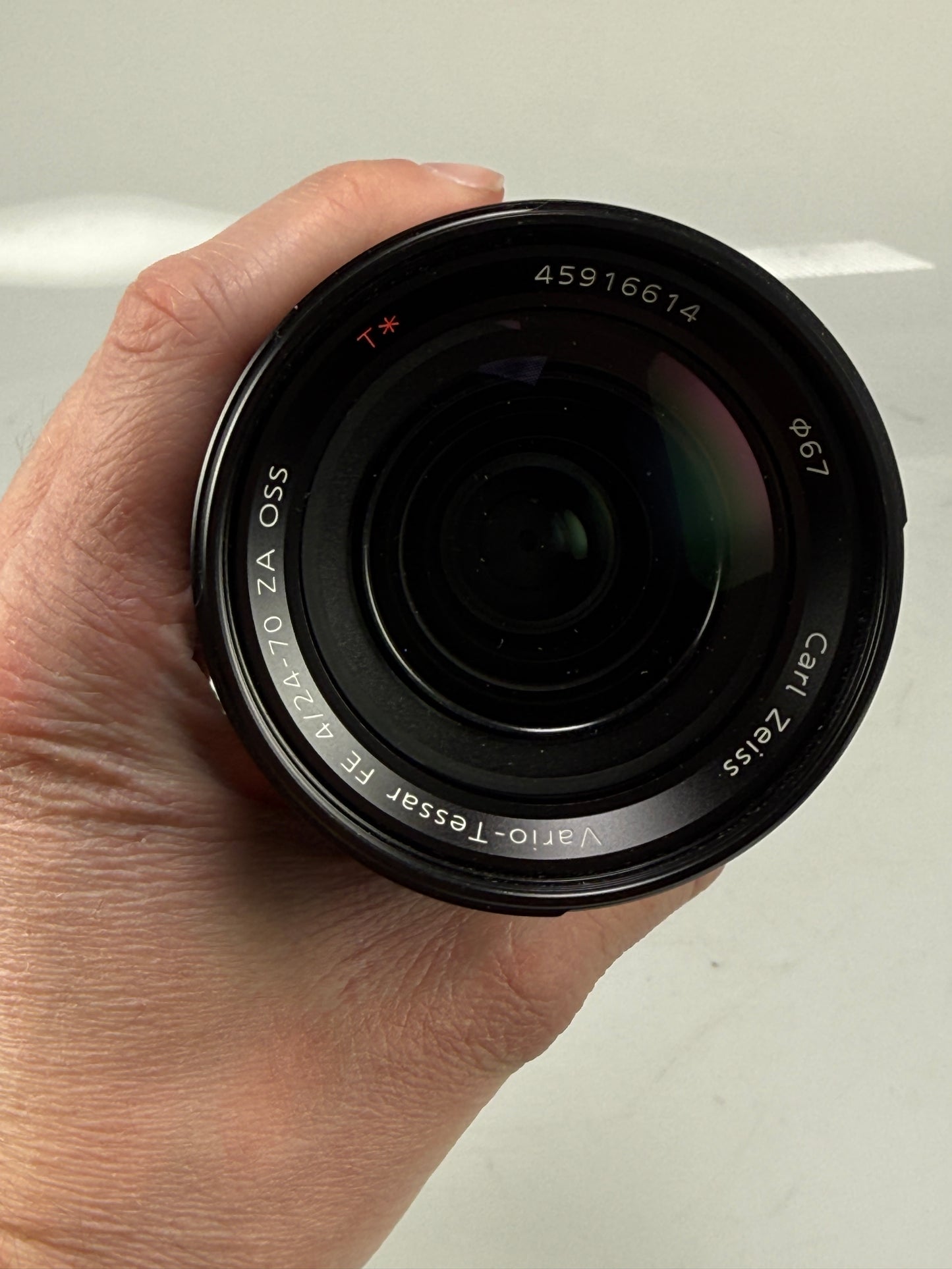 Sony FE 24-70mm f4 ZA Zeiss Vario-Tessar T* OSS E-Mount Lens SEL2470Z