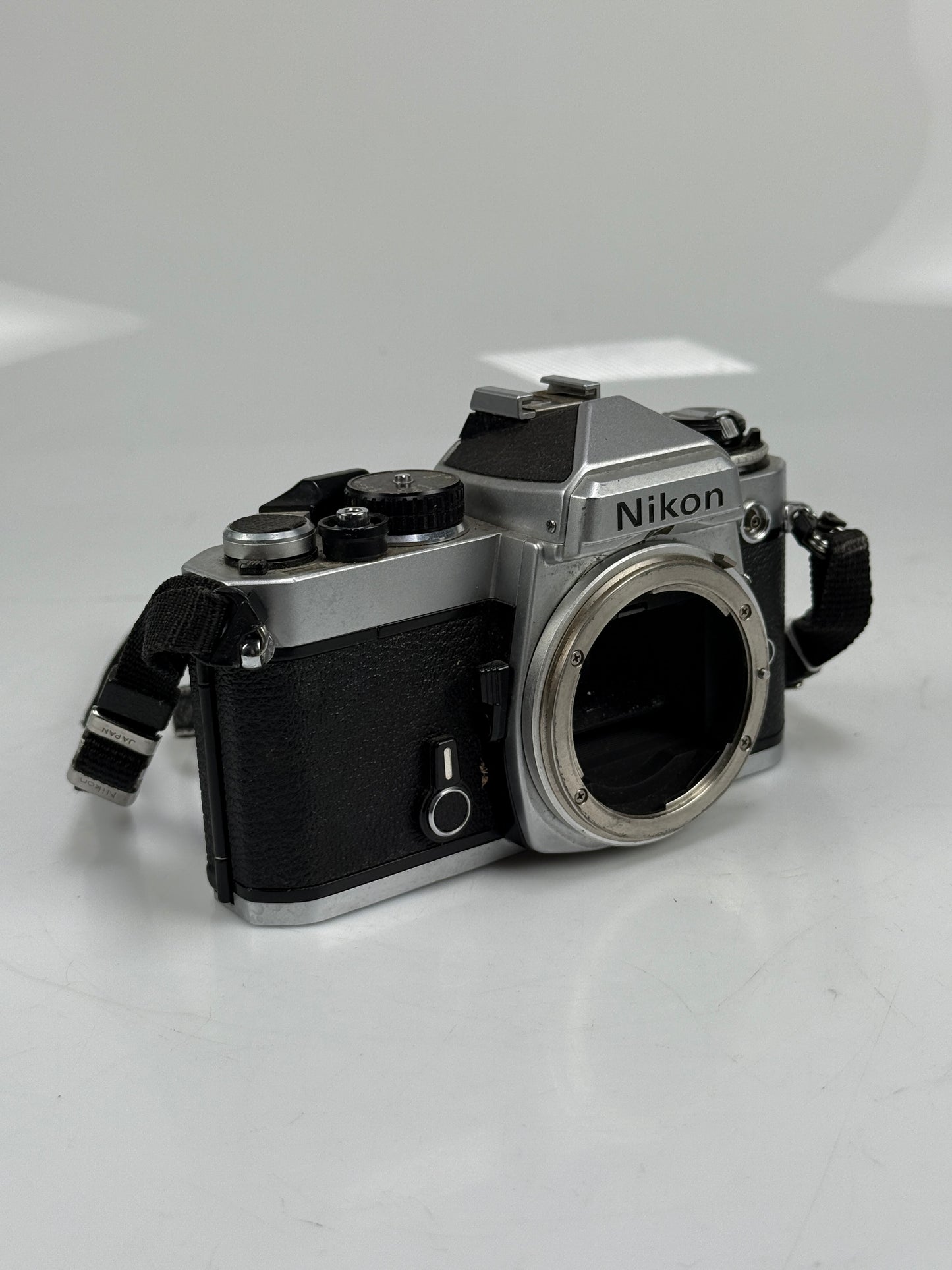 Nikon FE Chrome 35mm SLR Film Camera Body