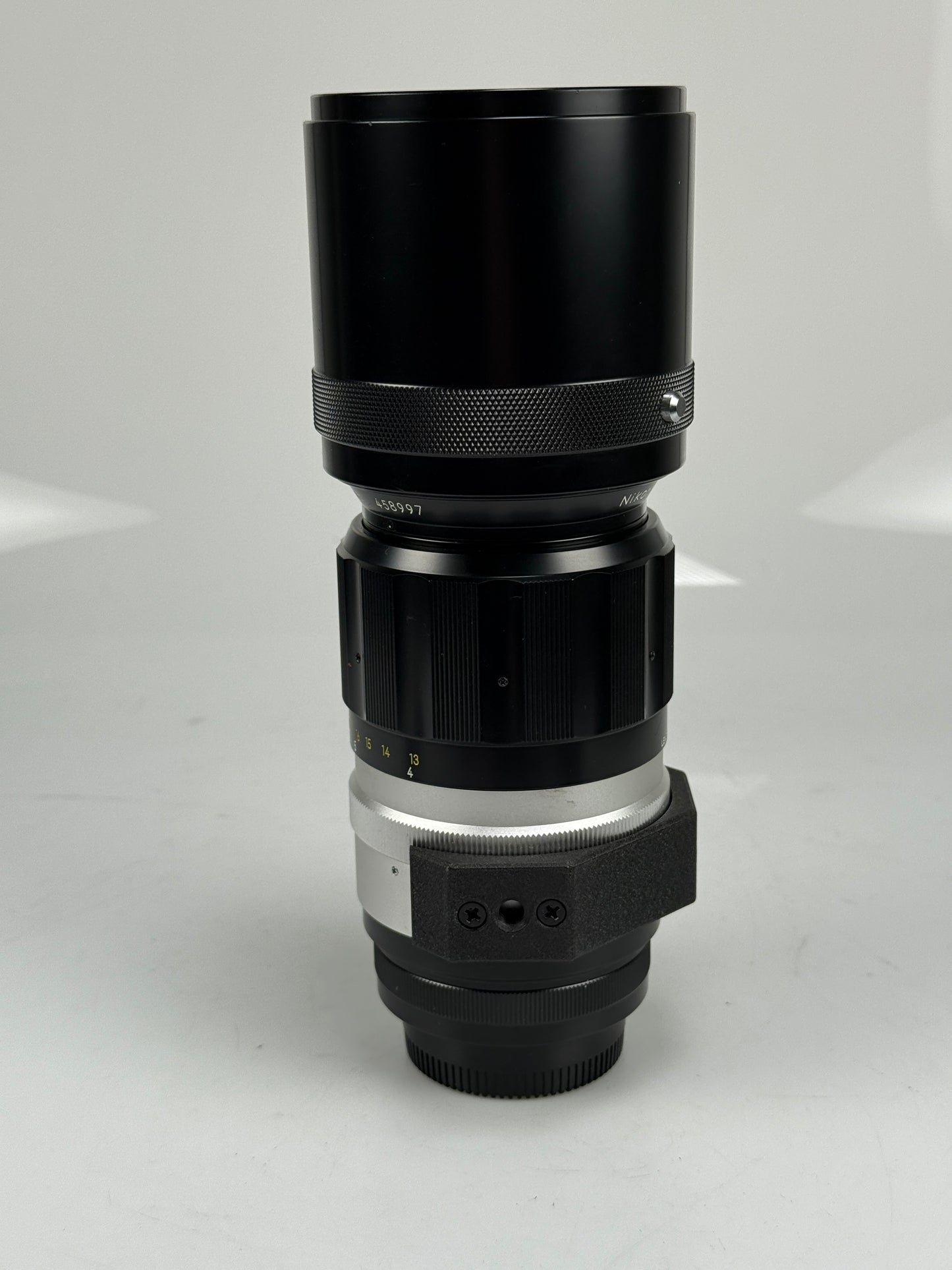 Nikon Non-Ai Nikkor 300mm f4.5 Telephoto Lens