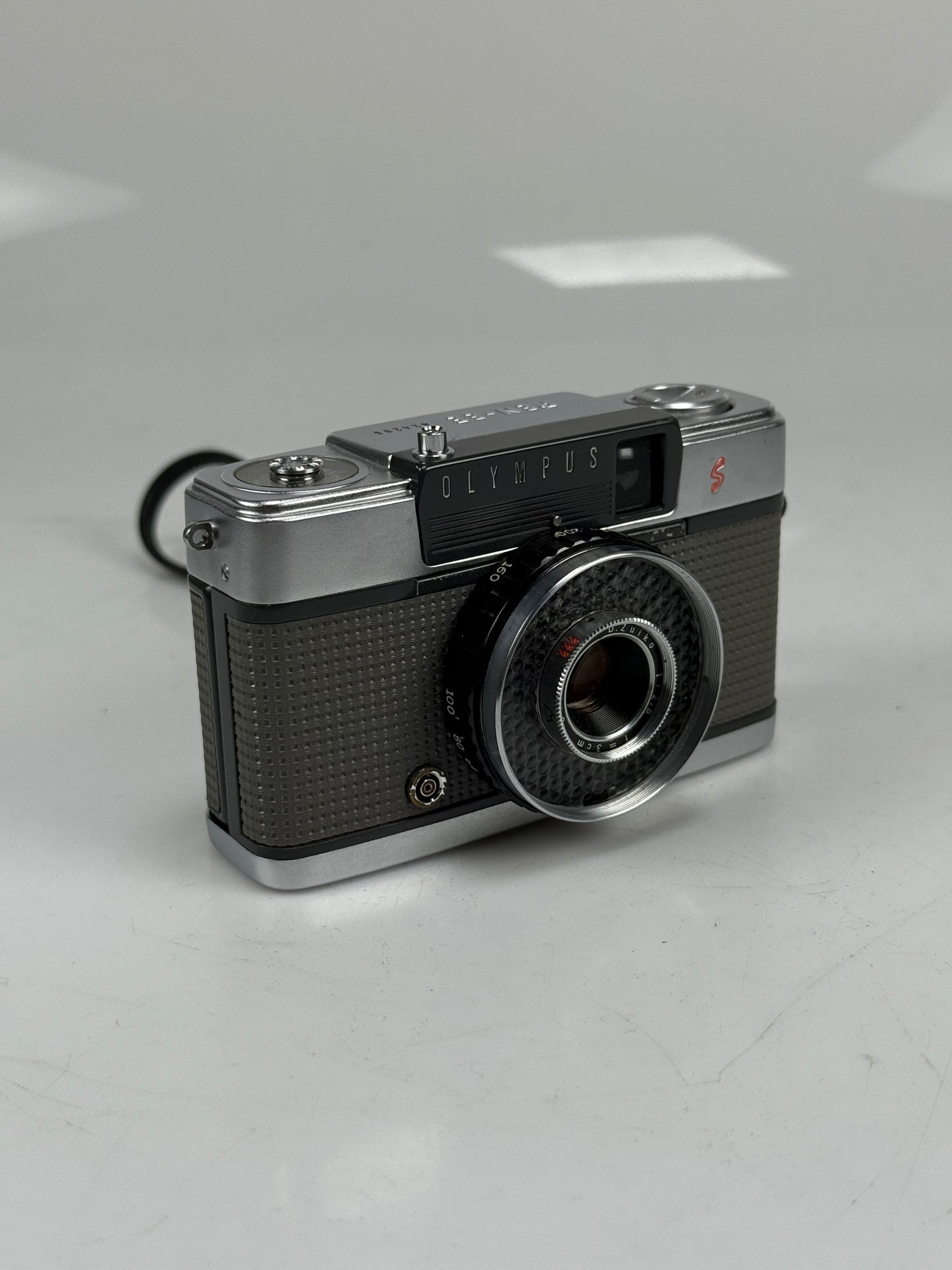OLYMPUS PEN EE Half Flame Film Camera 2.8cm f3.5