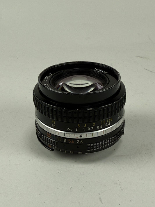Nikon Nikkor 20mm F4 Ais Manual Focus Lens
