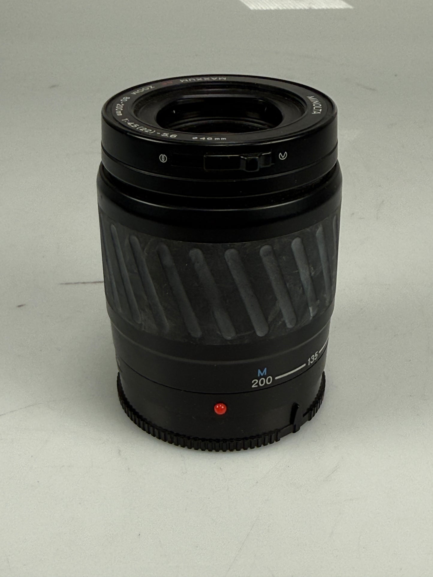 Minolta Maxxum AF 80-200mm f4.5-5.6 Zoom Lens