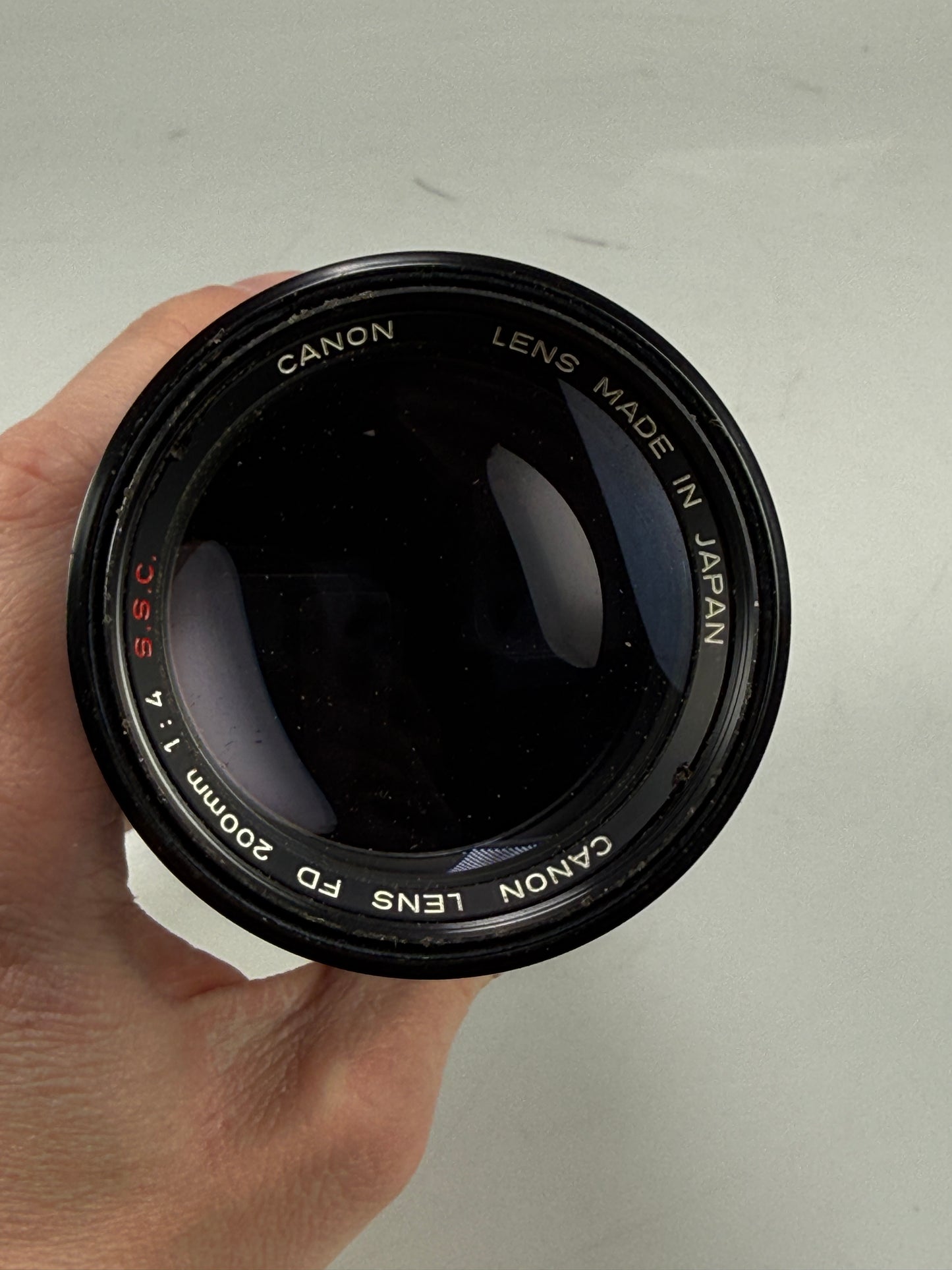 Canon FD 200mm f4 S.S.C. Telephoto Zoom Camera Lens