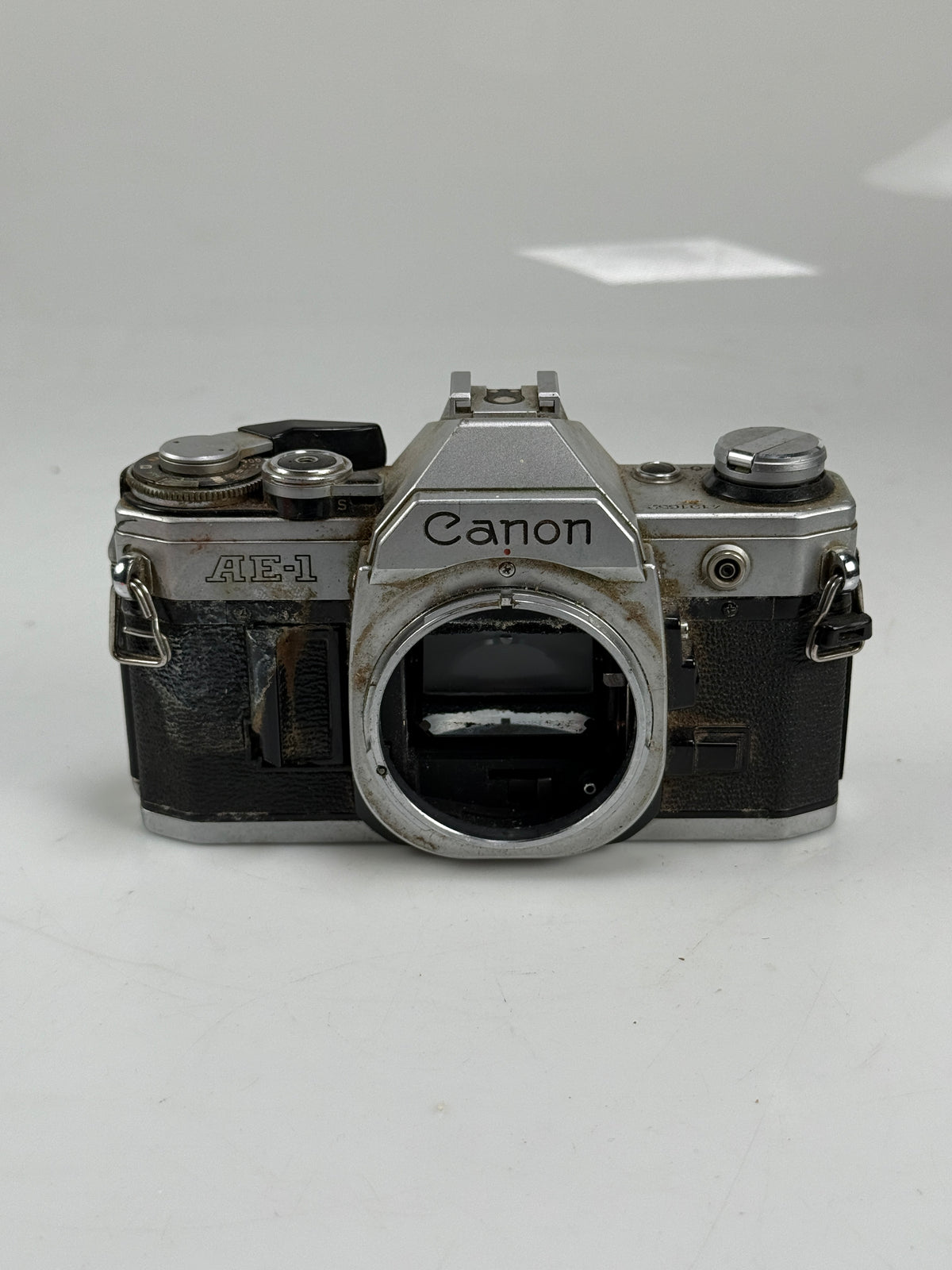 Canon AE-1 AE1 silver chrome 35mm SLR Film Camera Body