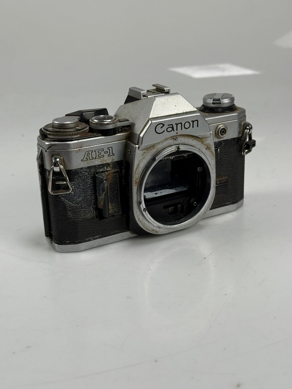 Canon AE-1 AE1 silver chrome 35mm SLR Film Camera Body