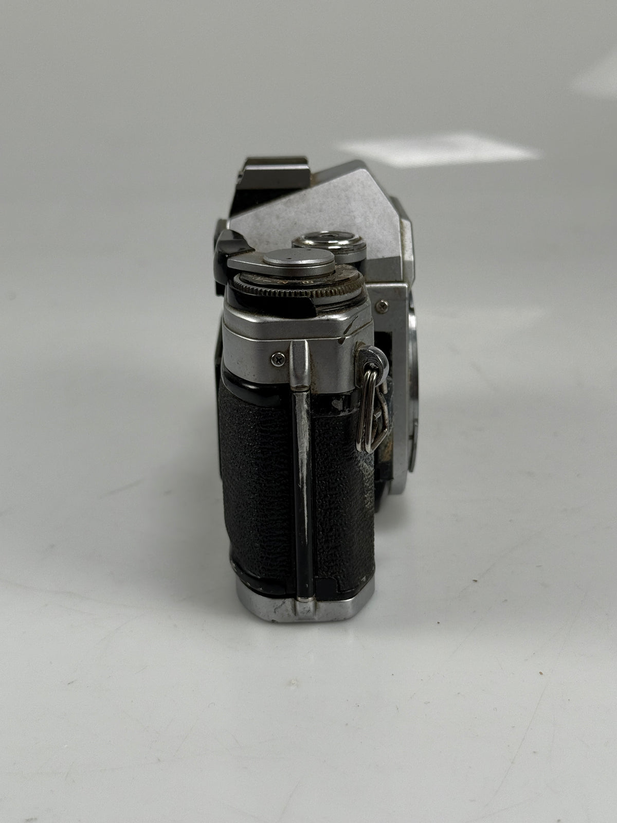 Canon AE-1 AE1 silver chrome 35mm SLR Film Camera Body