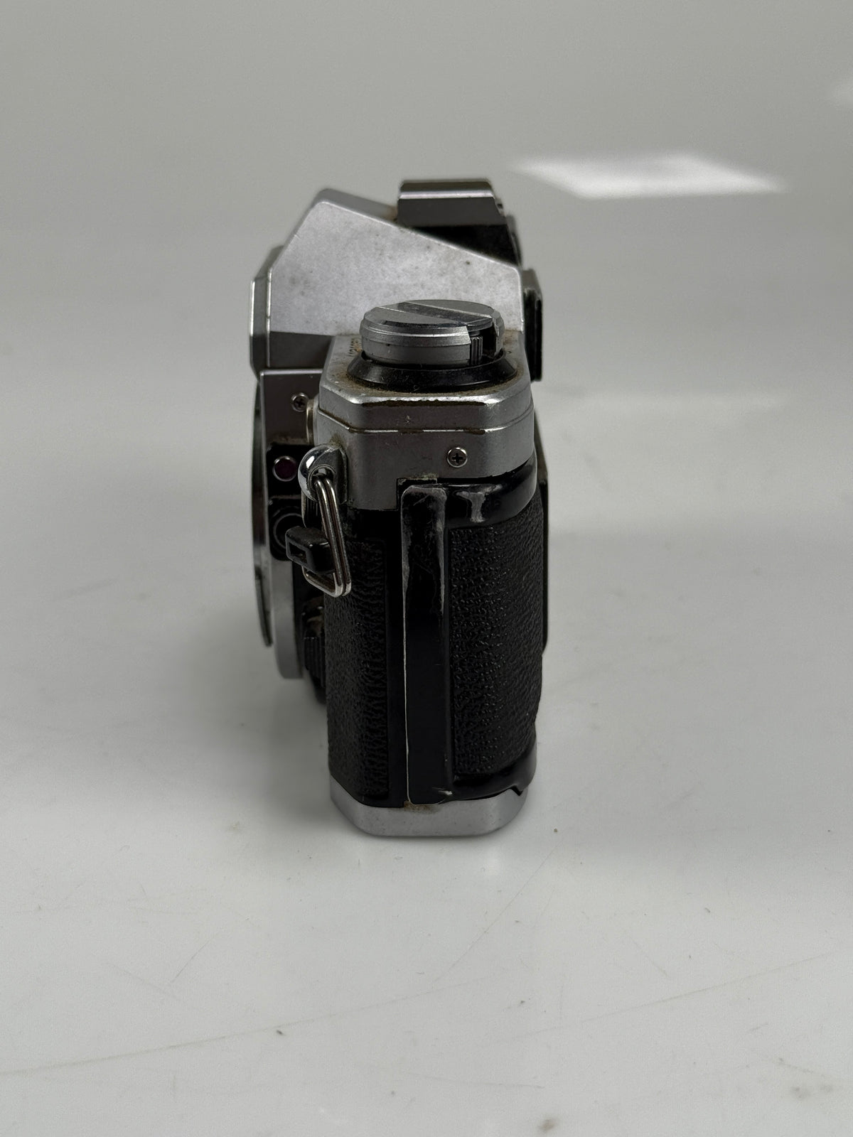 Canon AE-1 AE1 silver chrome 35mm SLR Film Camera Body