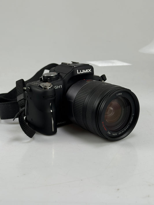 Panasonic LUMIX DMC-GH1 Black 12.1MP 14-140mm f4.5-5.8 Lens