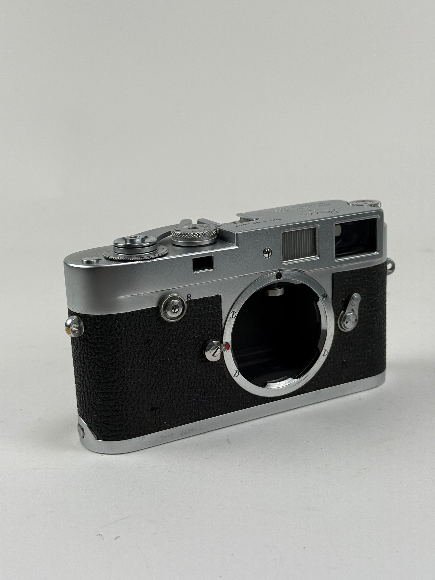 Leica M2 button rewind Chrome 35mm rangefinder film camera body