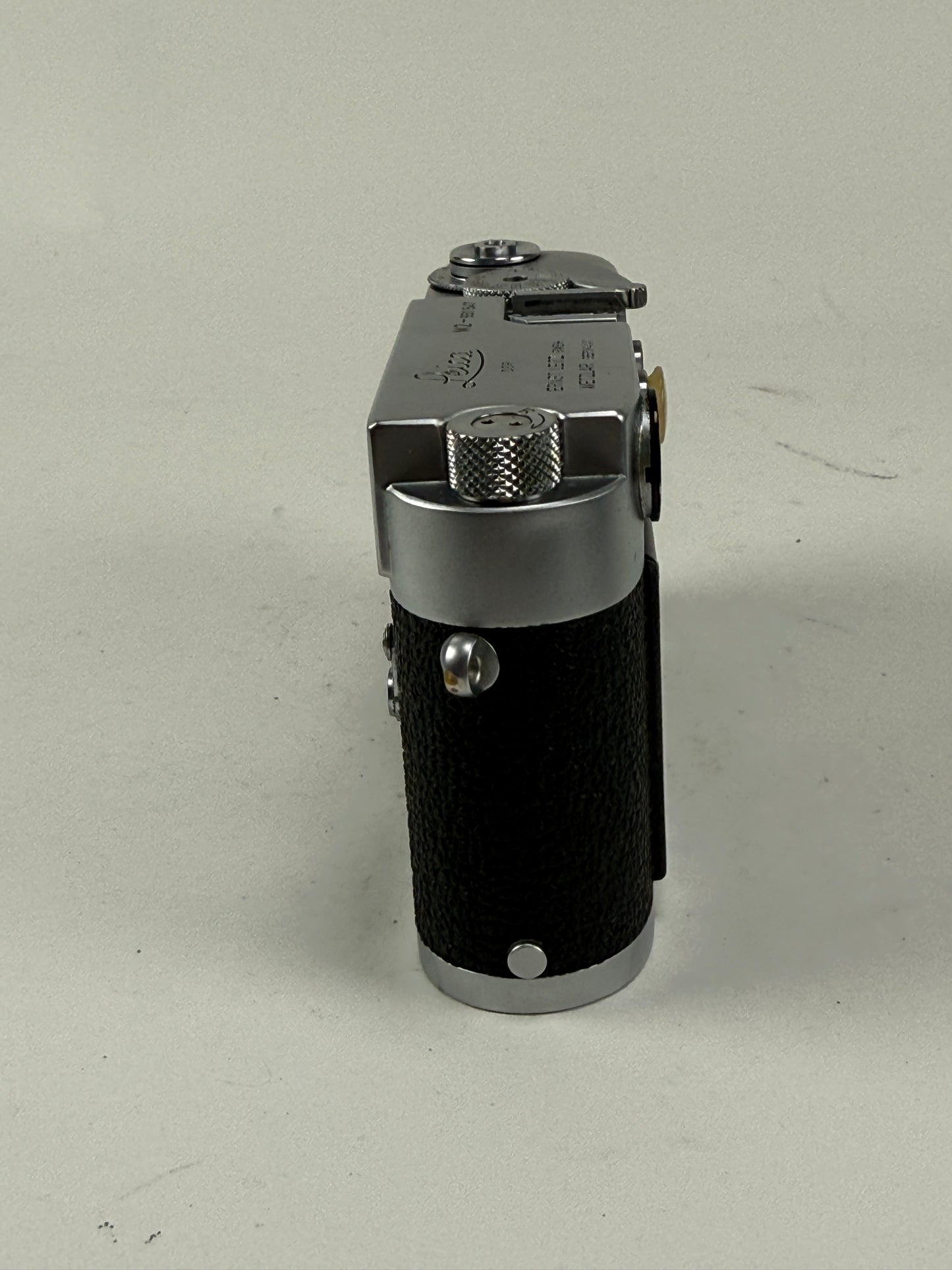 Leica M2 button rewind Chrome 35mm rangefinder film camera body