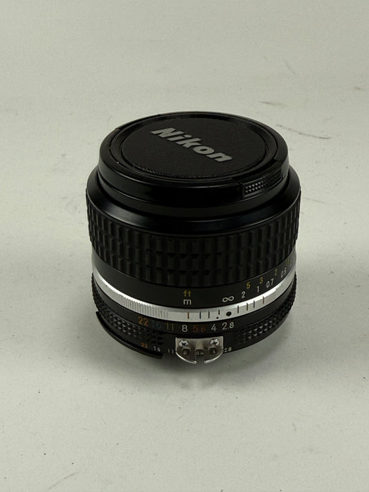 Nikon Nikkor AIS AI-S 24mm f2.8 35mm camera Lens