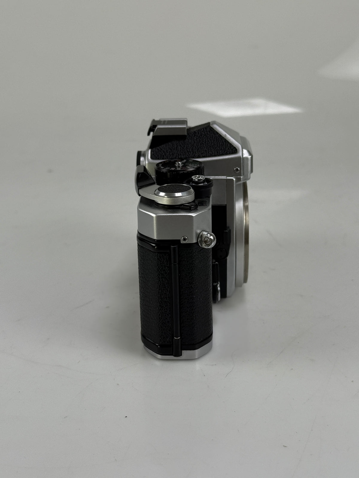 Nikon FE silver chrome 35mm SLR Film Camera Body