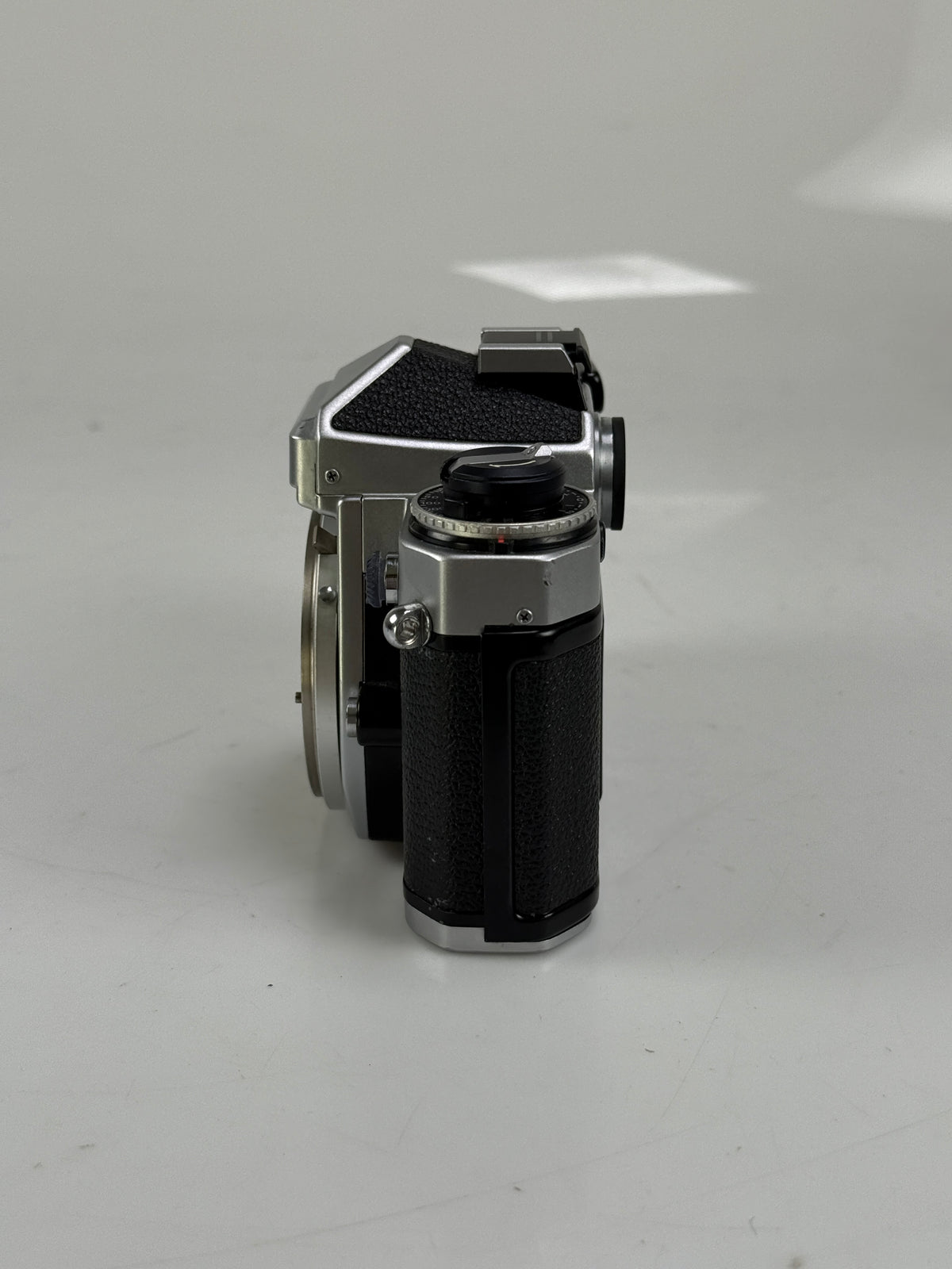 Nikon FE silver chrome 35mm SLR Film Camera Body