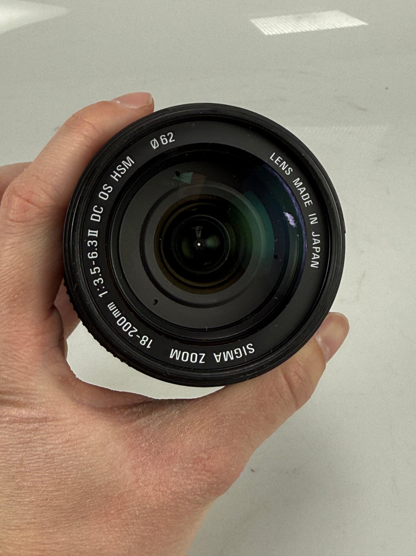 SIGMA DC 18-200mm F3.5-6.3 OS For Nikon F Mount