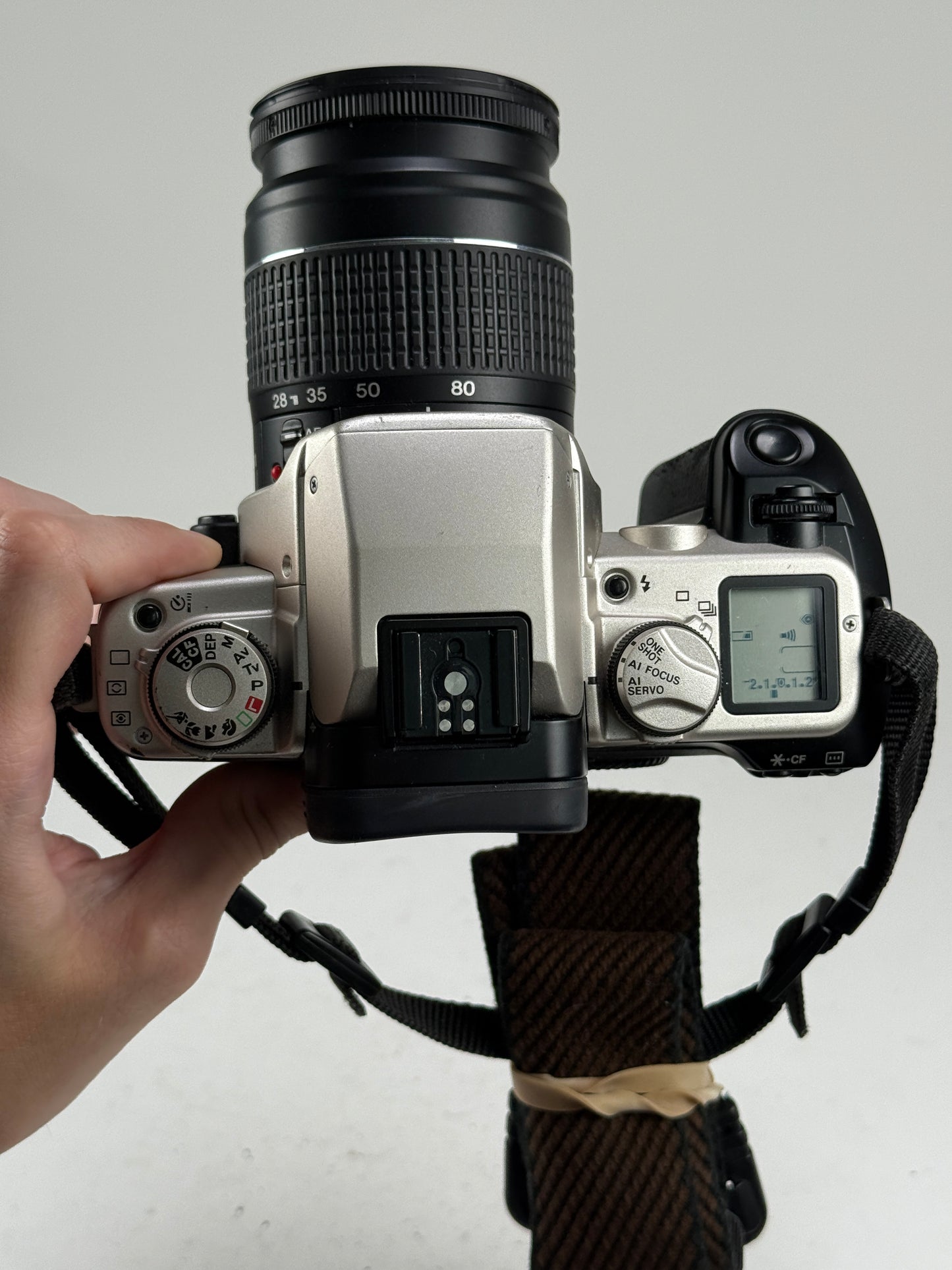 Canon EOS ELAN II Eye Control  Film SLR Camera w/ 28-80mm lens kit
