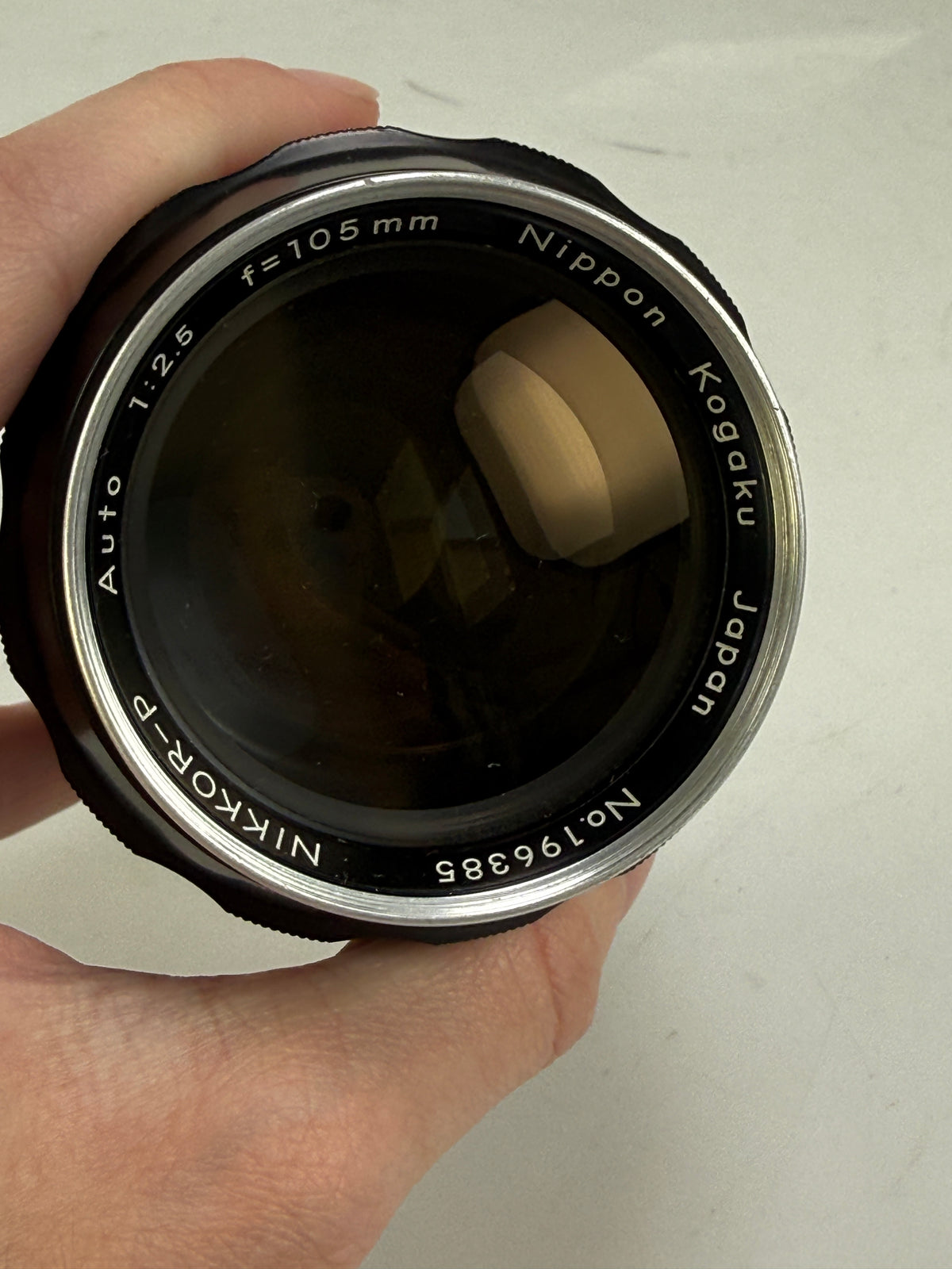 Nikon Nikkor-P 10.5cm 105mm F2.5 Non AI Feet Lens