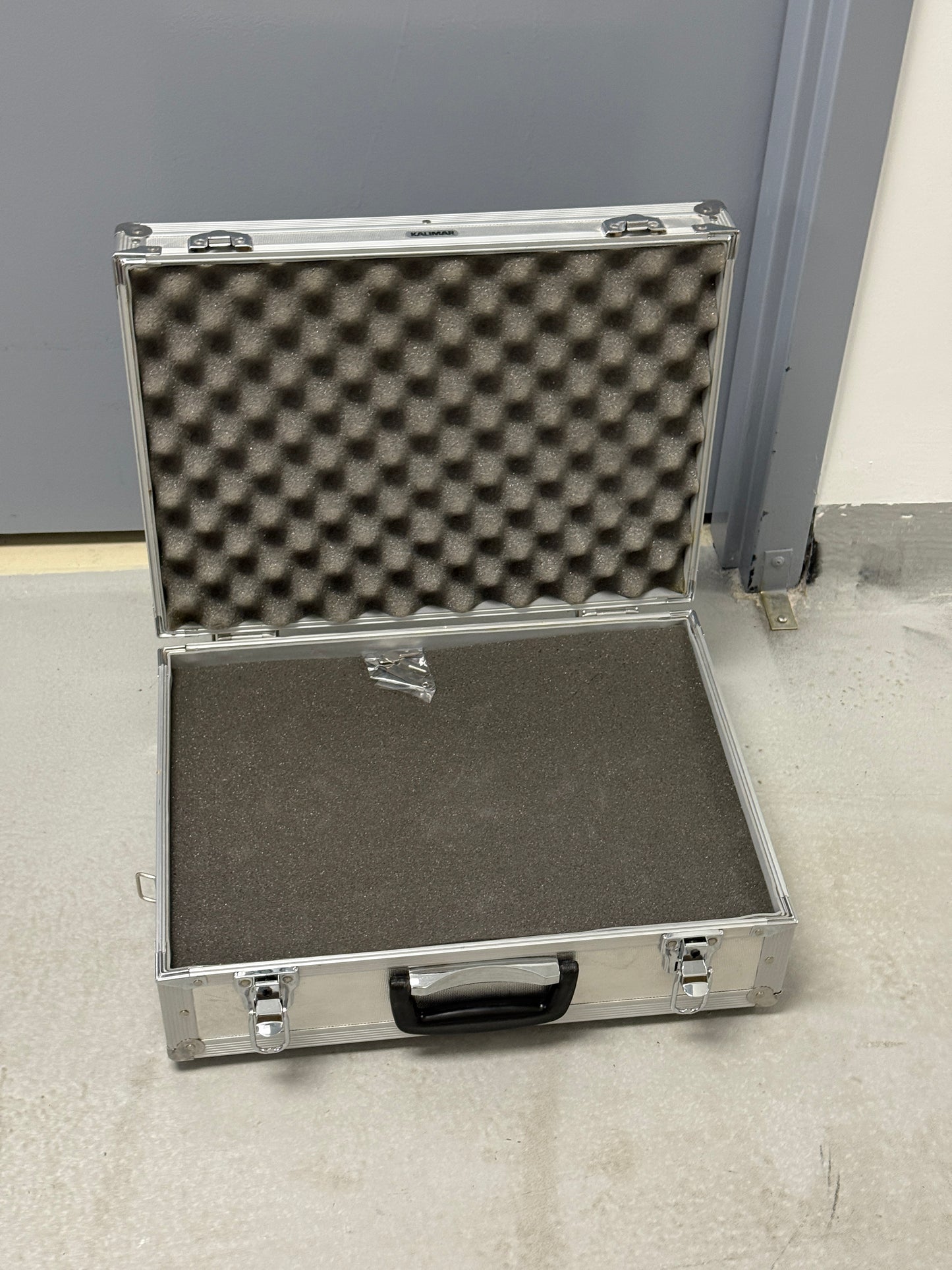 Vintage Kalimar Hard Aluminum Camera Case NOS