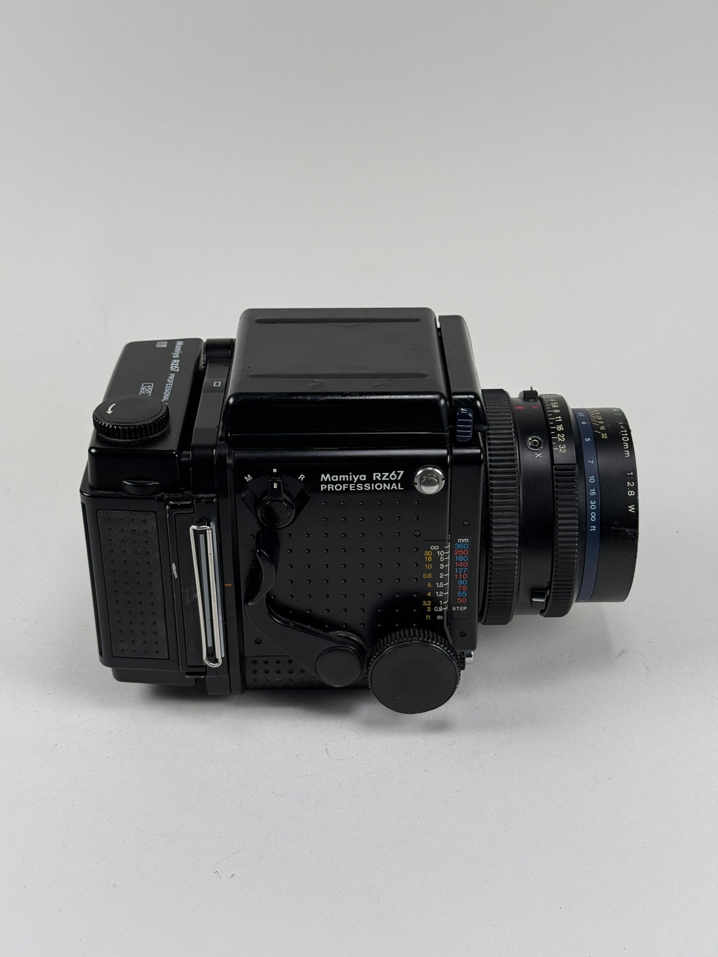 Mamiya RZ67 Pro Body + Sekor Z 110mm f2.8 Lens 120 Film Back