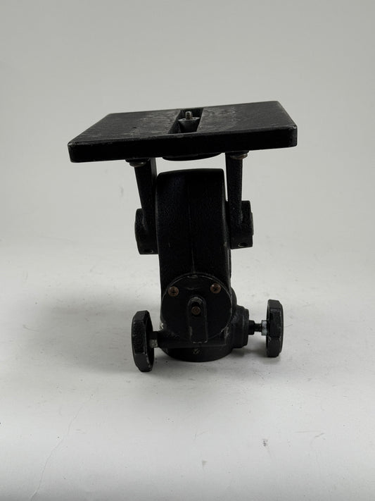 Majestic Model 1901 Heavy Duty Geared Tripod Head