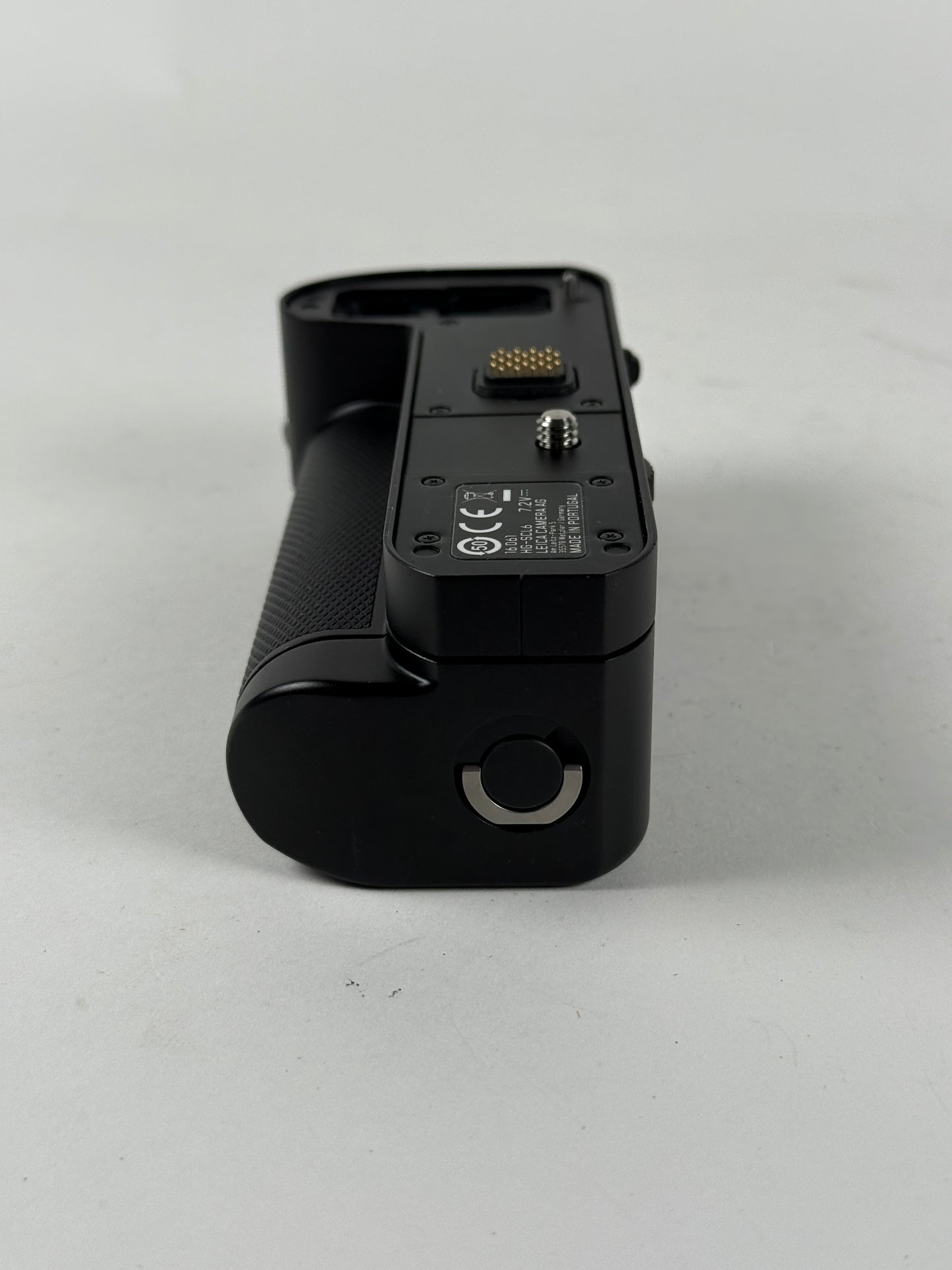 Leica HG-SCL6 Multi-Function Handgrip for SL2 16061
