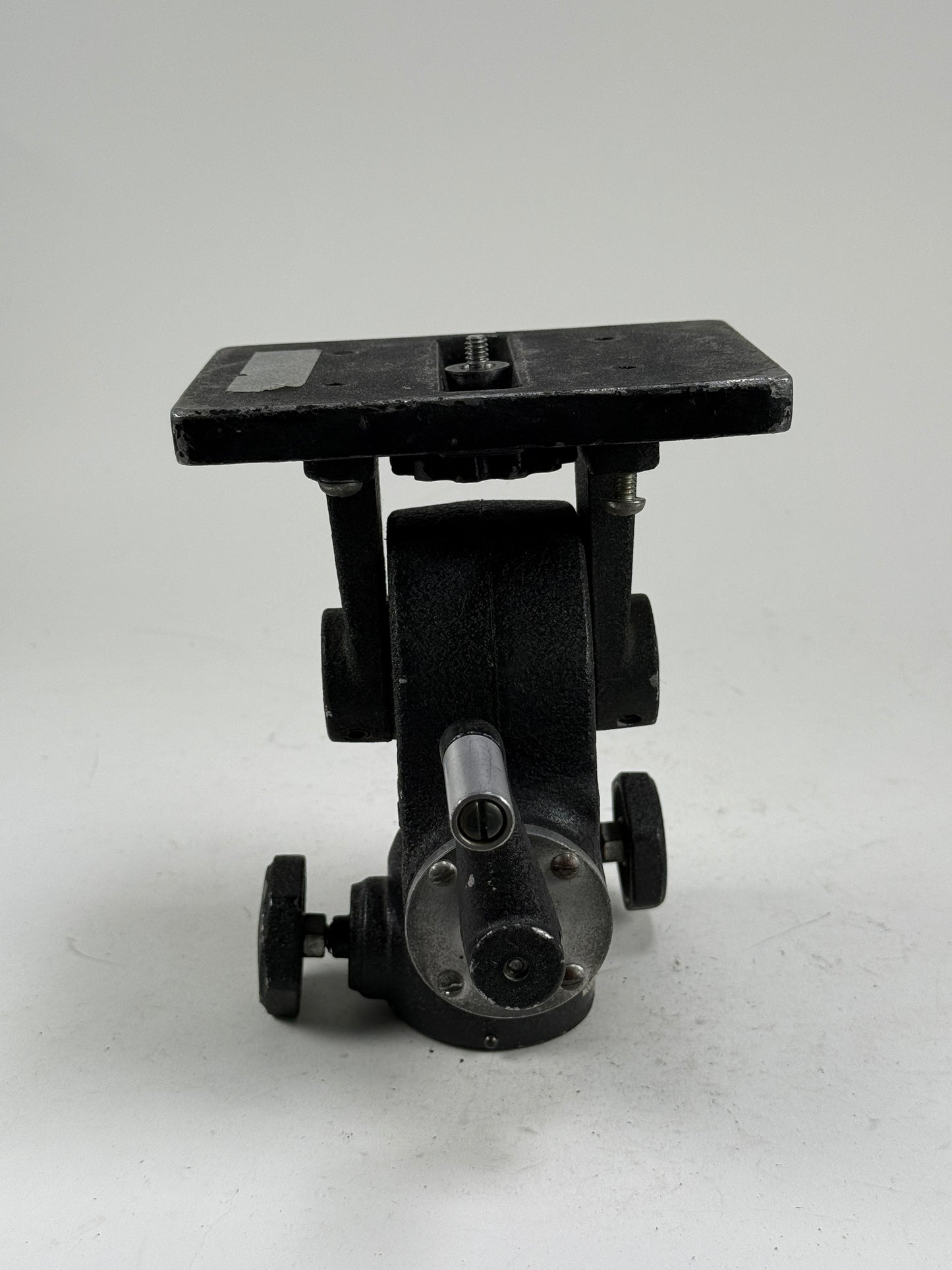Majestic Model 1901 Heavy Duty Geared Tripod Head