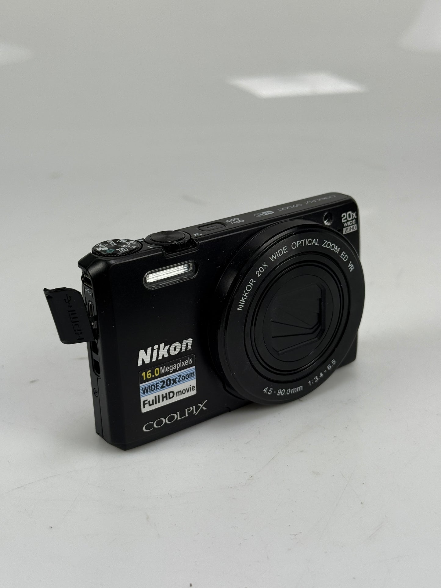 Nikon COOLPIX S6000 16MP Digital Camera - black