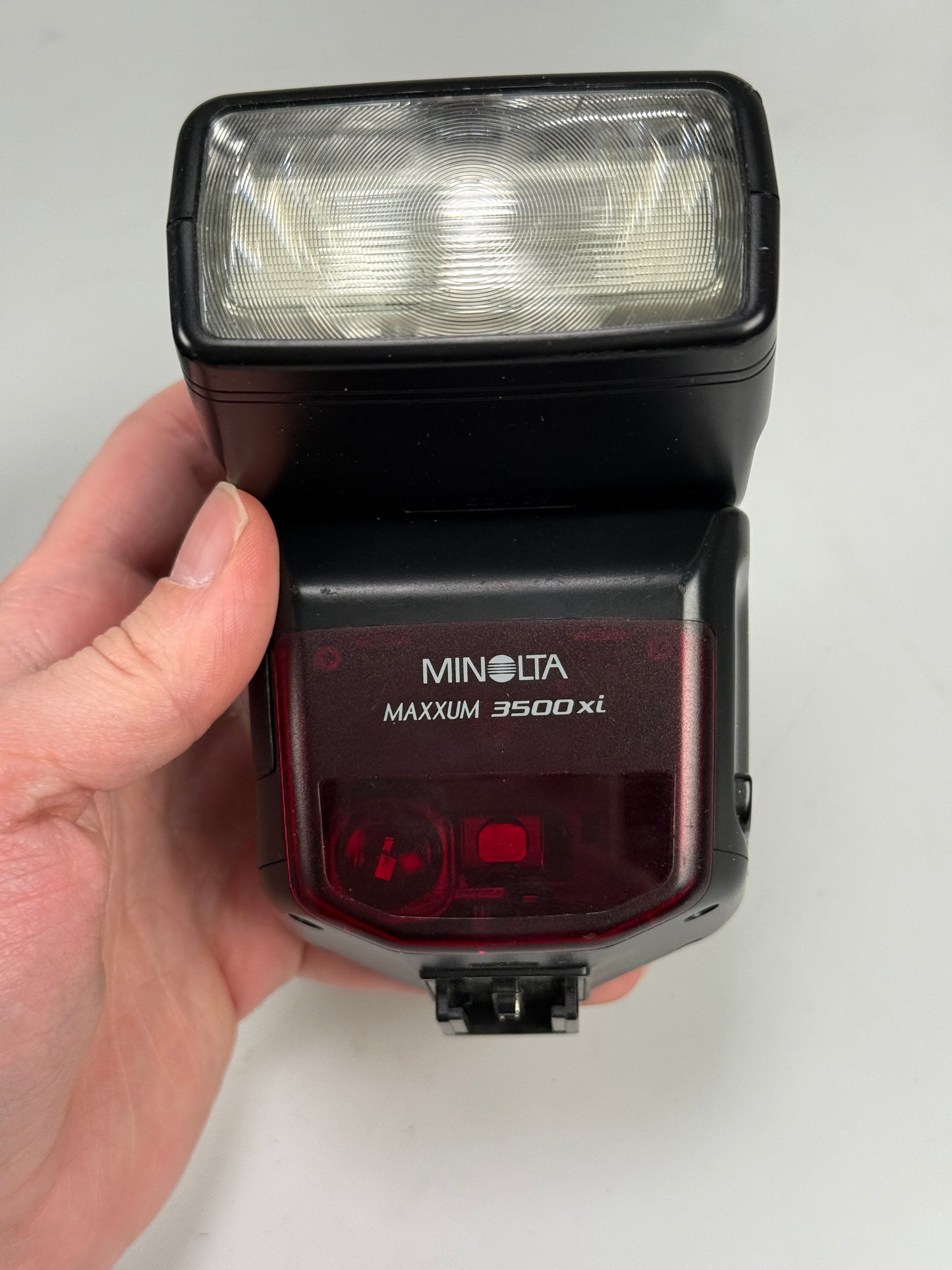 Minolta Maxxum 7000i 35mm SLR Camera kit with 2 lenses, flash