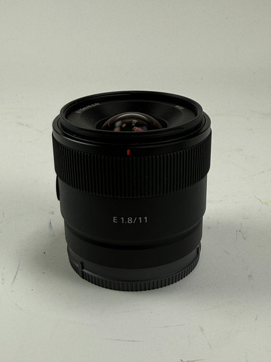 Sony E 11mm 11 f1.8 f/1.8 G APS-C Wide Angle Lens (SEL11F18)