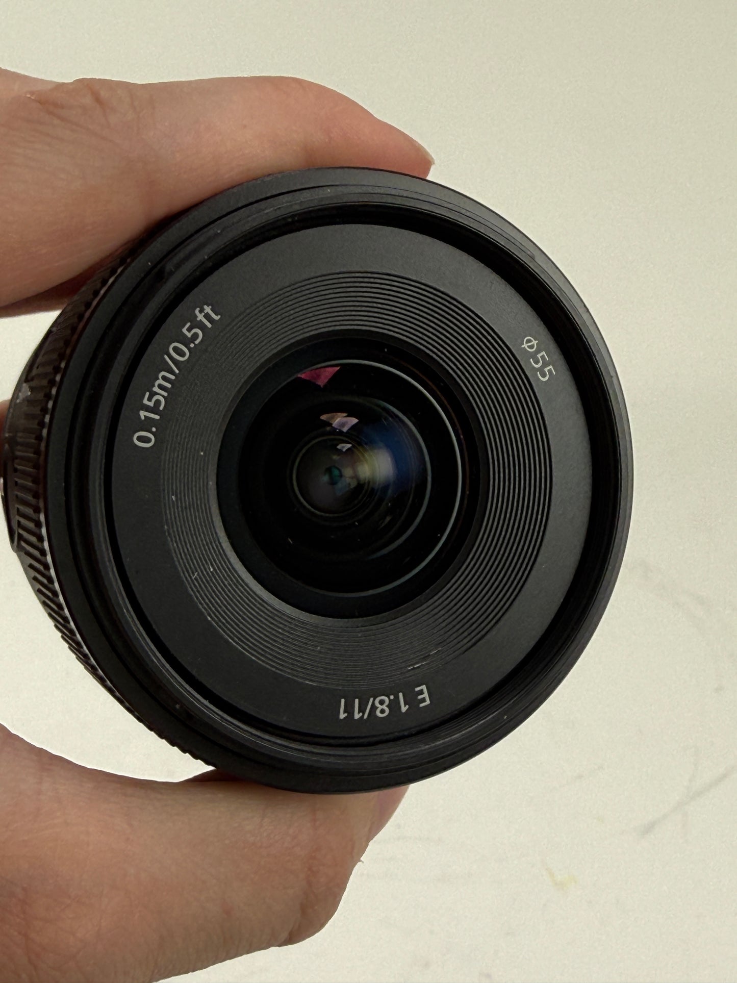 Sony E 11mm 11 f1.8 f/1.8 G APS-C Wide Angle Lens (SEL11F18)
