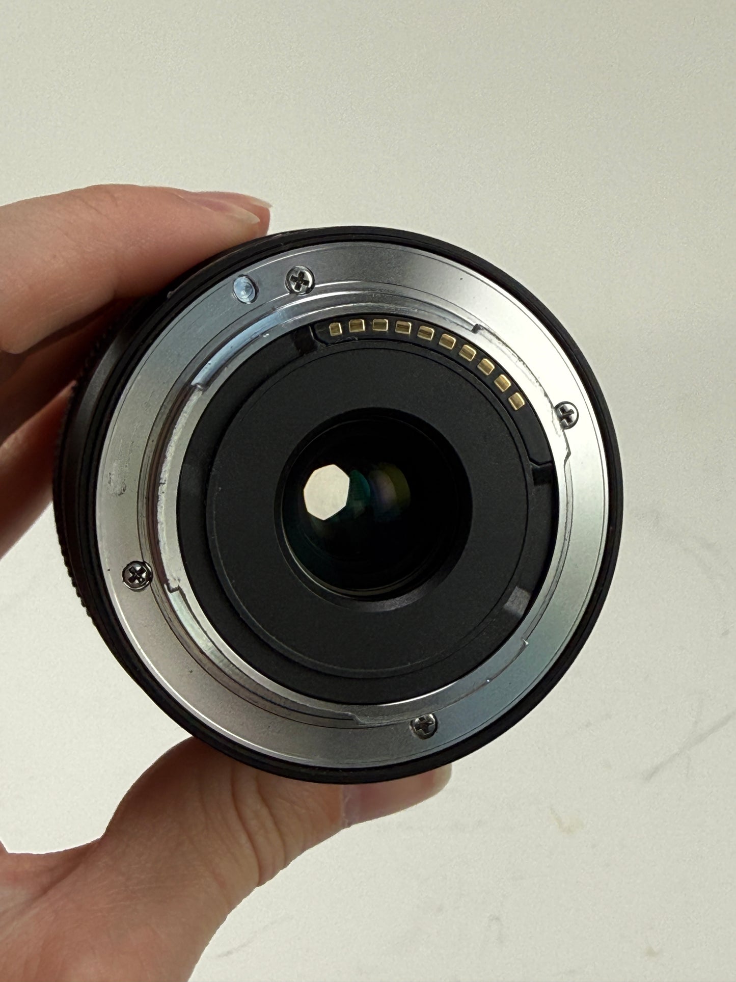 Sony E 11mm 11 f1.8 f/1.8 G APS-C Wide Angle Lens (SEL11F18)