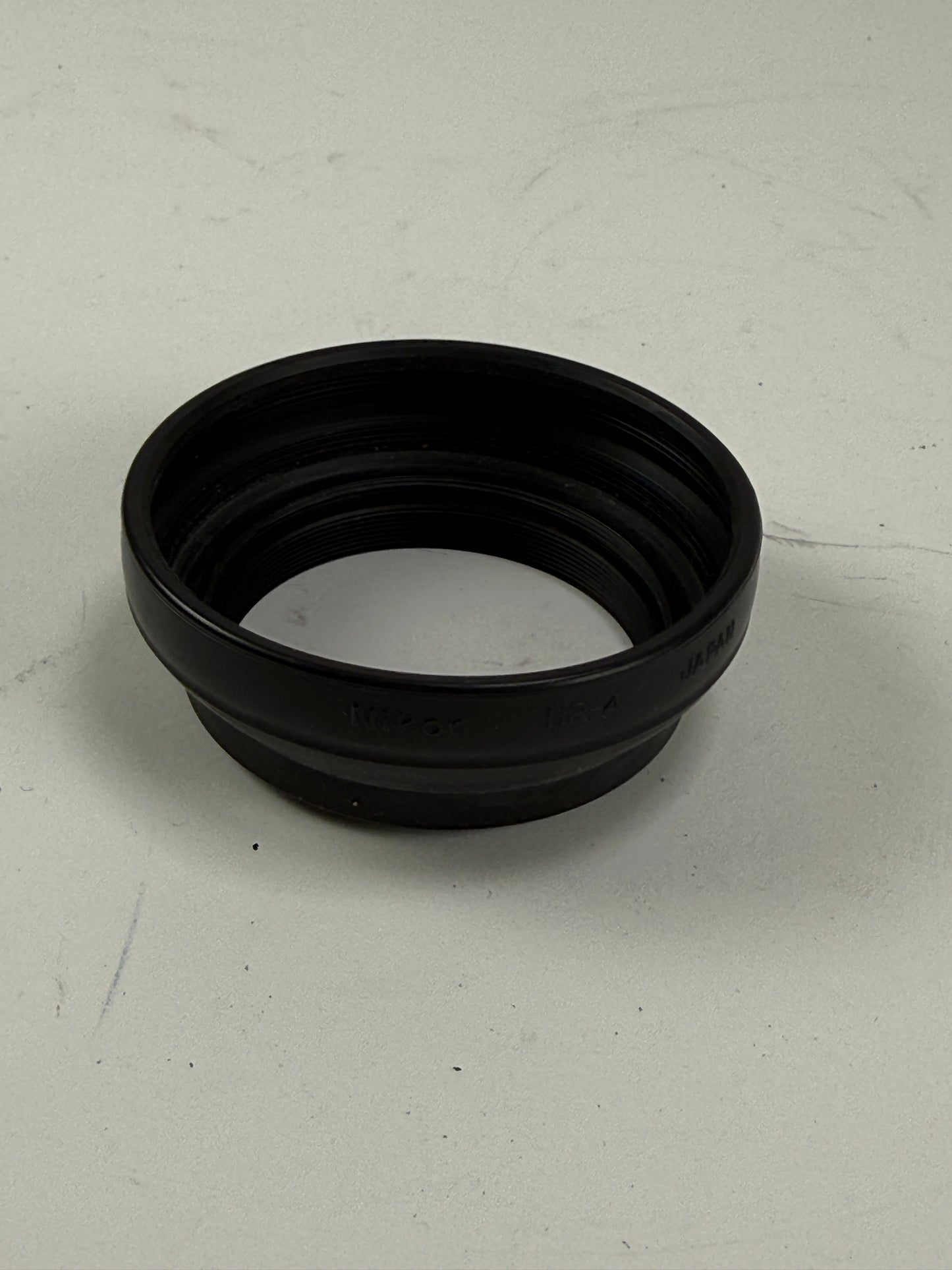 Nikon HR-4 Rubber Lens Hood For 52mm Nikon 50mm lens
