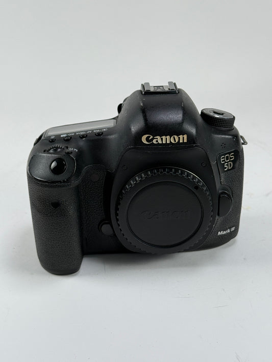 Canon 5D Mark III digital camera SLR Body full frame