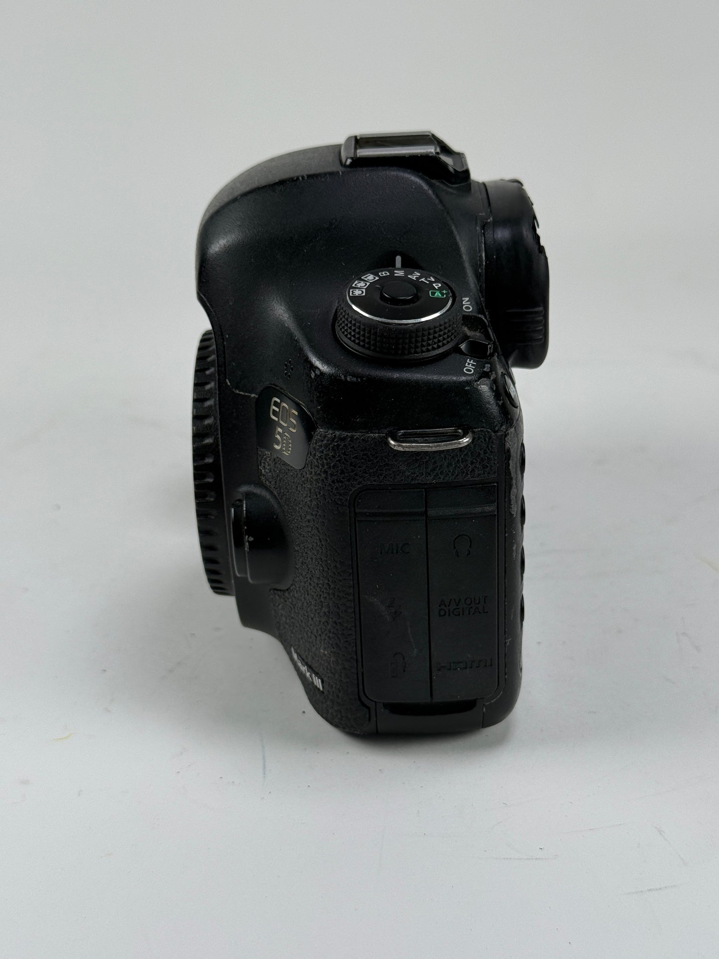 Canon 5D Mark III digital camera SLR Body full frame