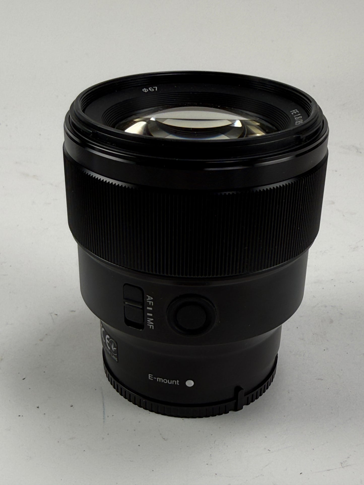 Sony FE 85mm f1.8 Lens