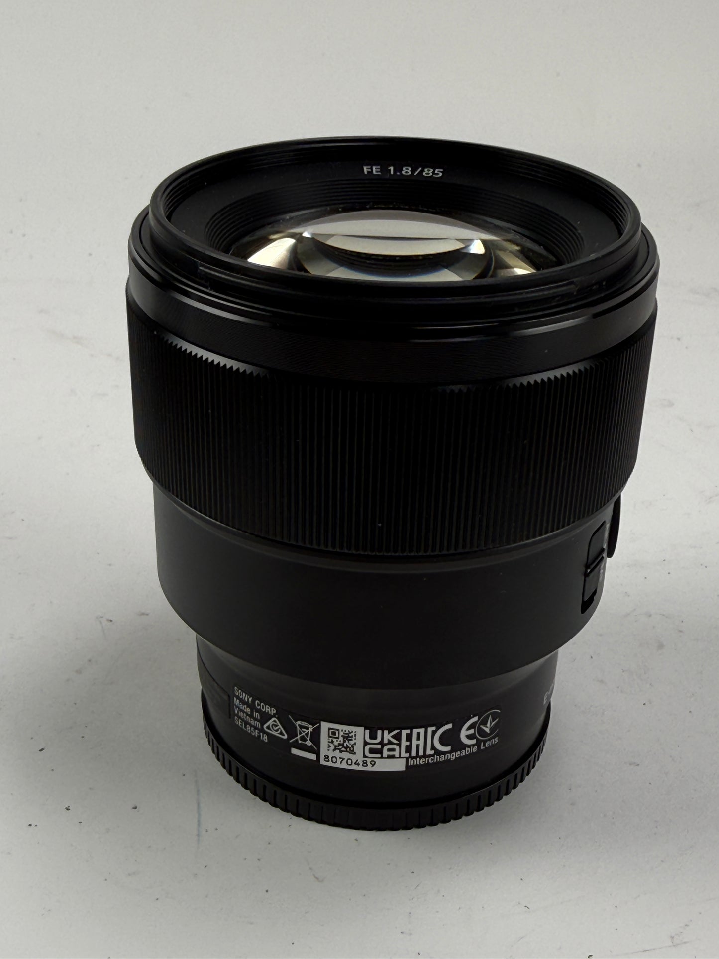 Sony FE 85mm f1.8 Lens