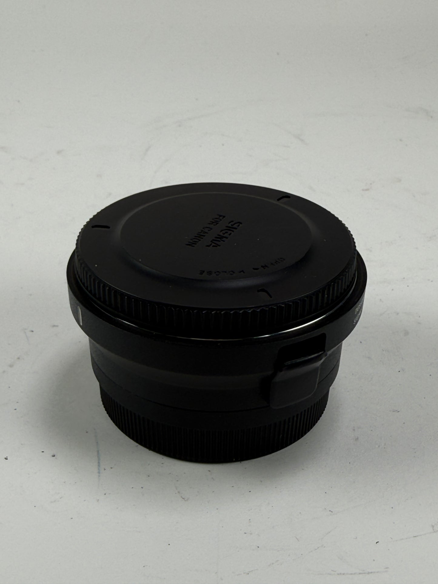 Sigma MC-11 Mount Converter/Lens Adapter (Sigma EF-Mount Lenses to Sony E)
