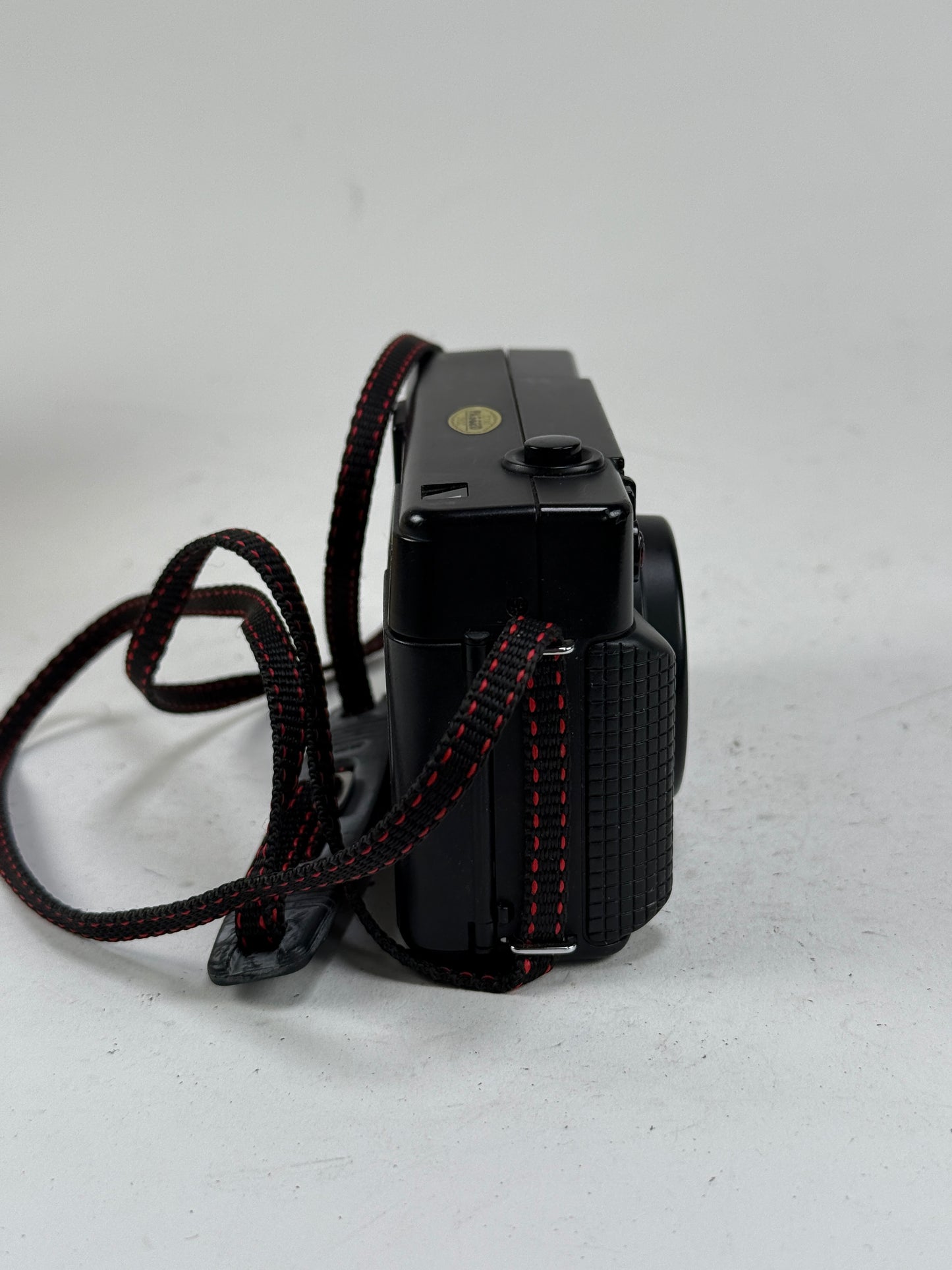 Nikon One Touch / L35AF2 35mm f/2.8 Point & Shoot Film Camera