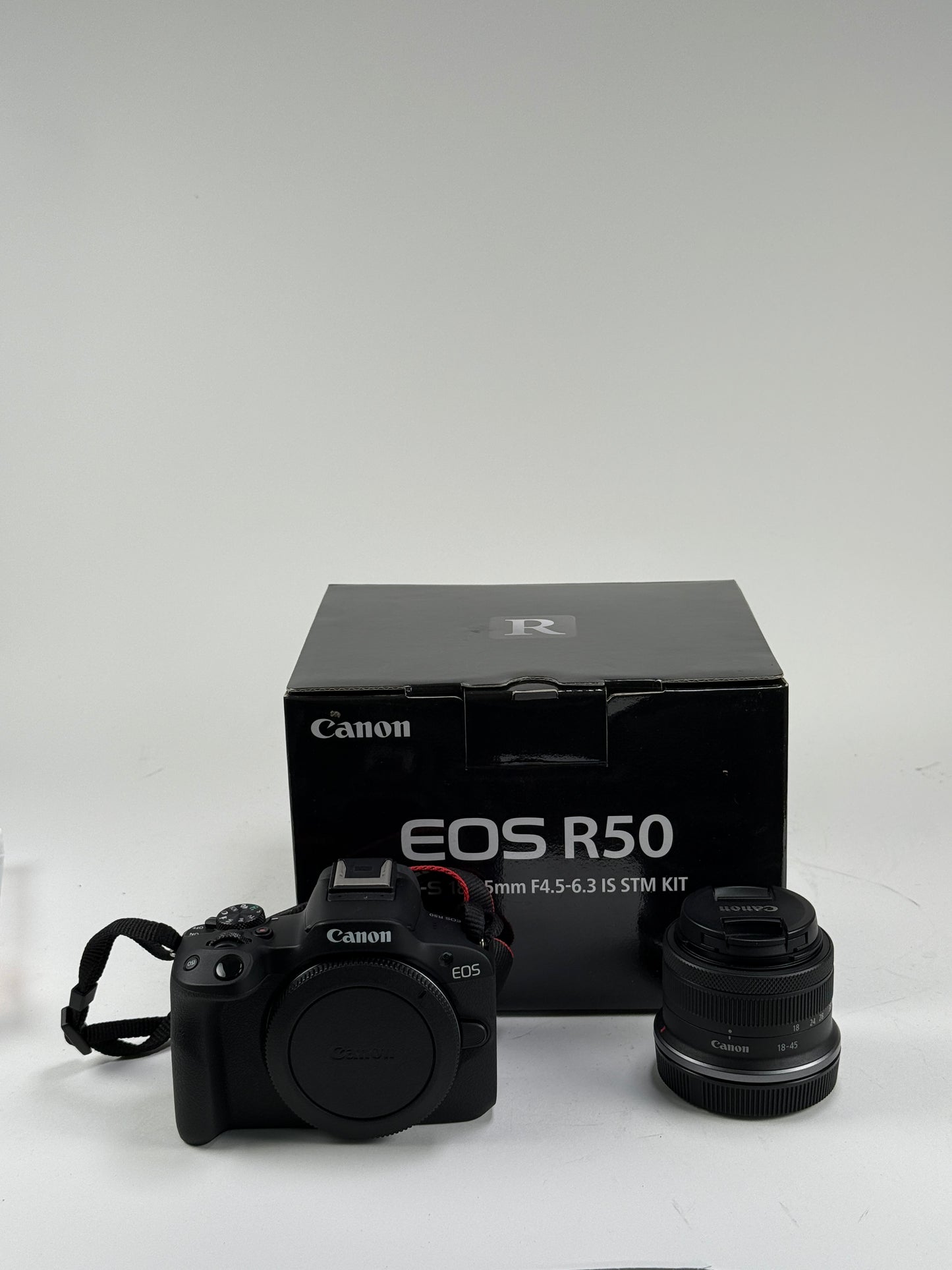 Canon R50 Black + RF-S 18-45mm + Lens Kit