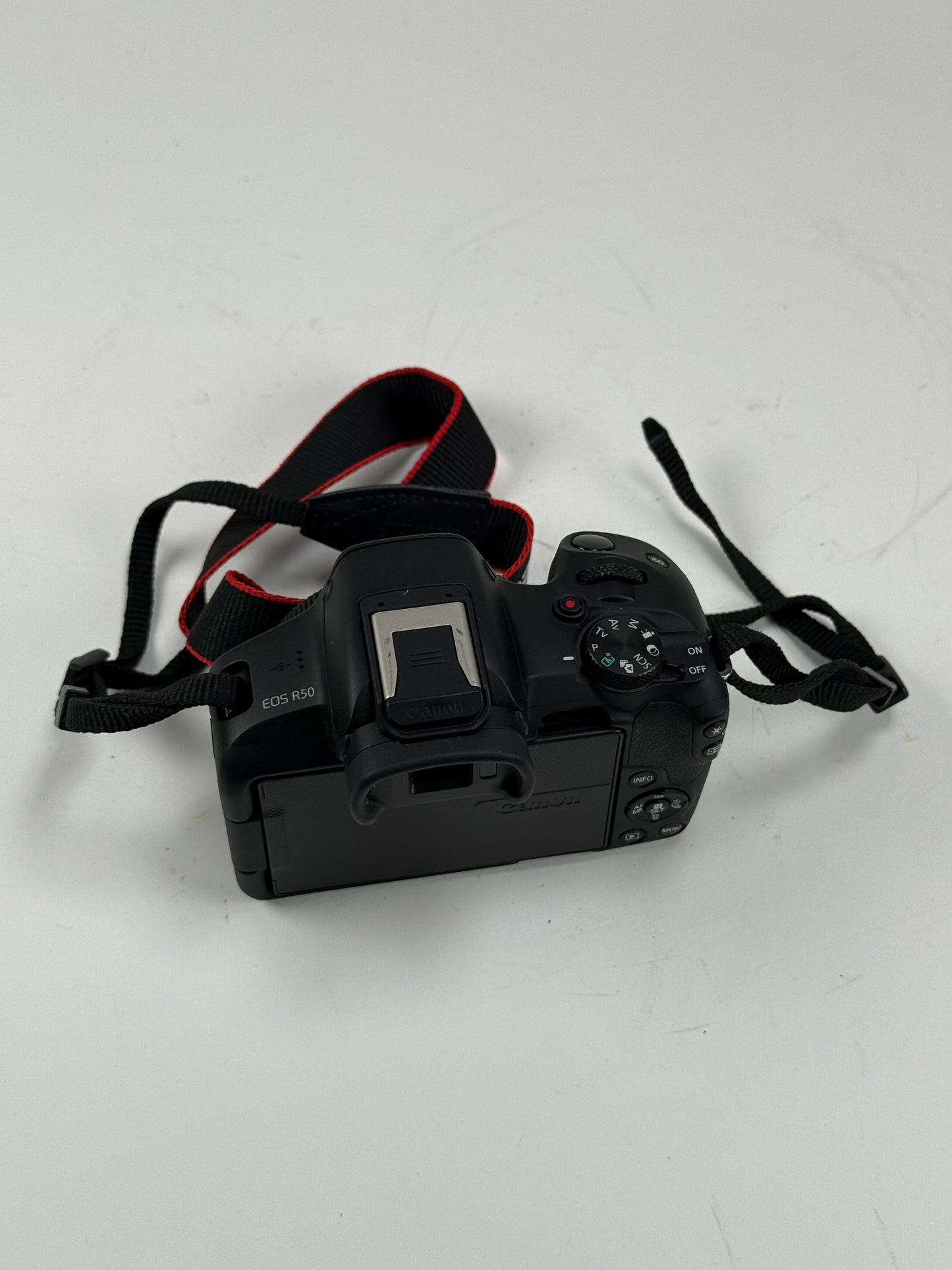 Canon R50 Black + RF-S 18-45mm + Lens Kit