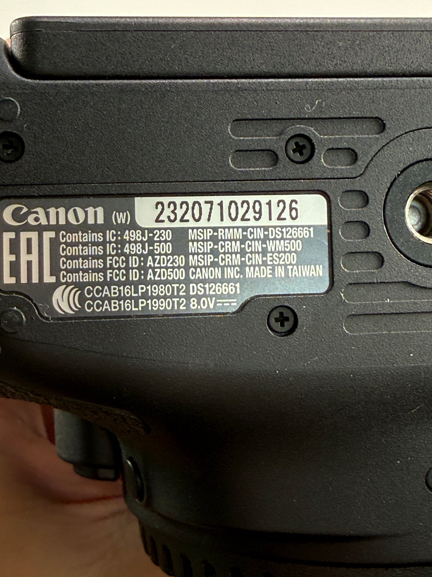 Canon EOD Rebel T7i Camera 24.2MP 18-55mm and 70-300mm lens kit
