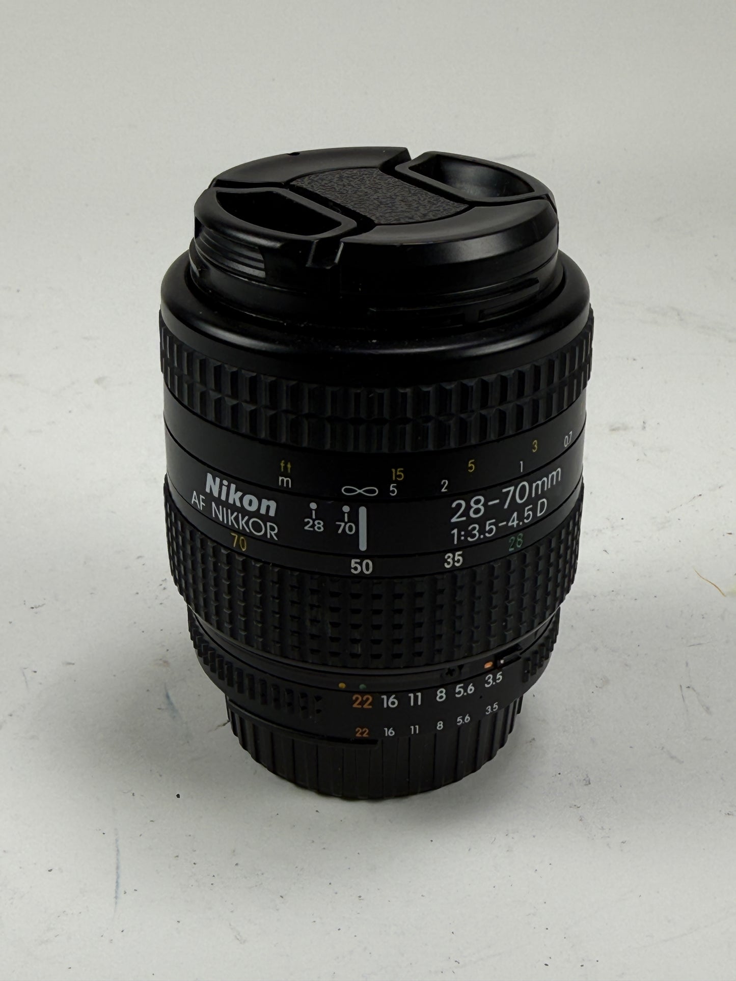 Nikon Nikkor AF 28-70mm f3.5-4.5 D Lens