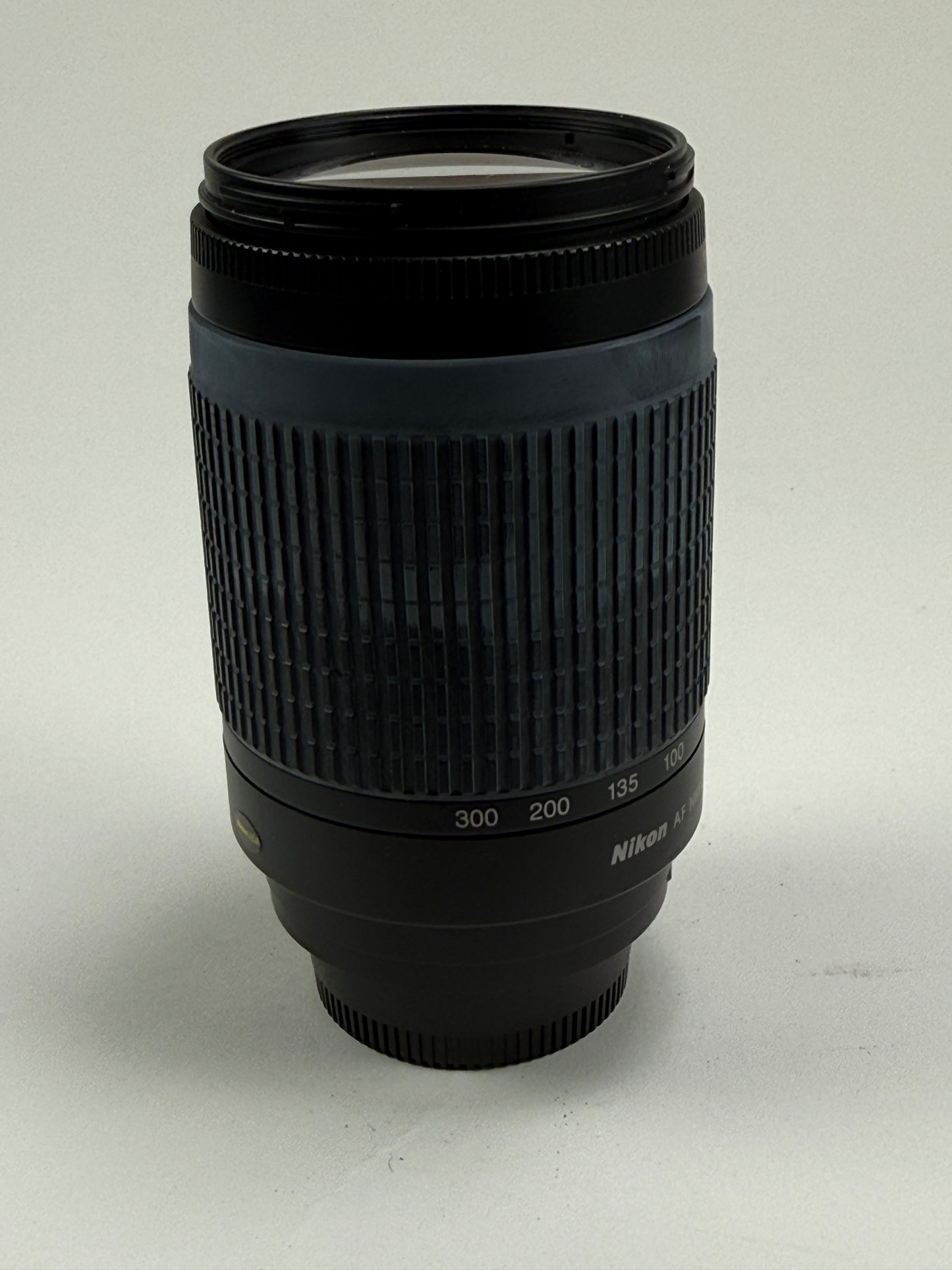Nikon AF NIKKOR 70-300mm f4-5.6 G Lens