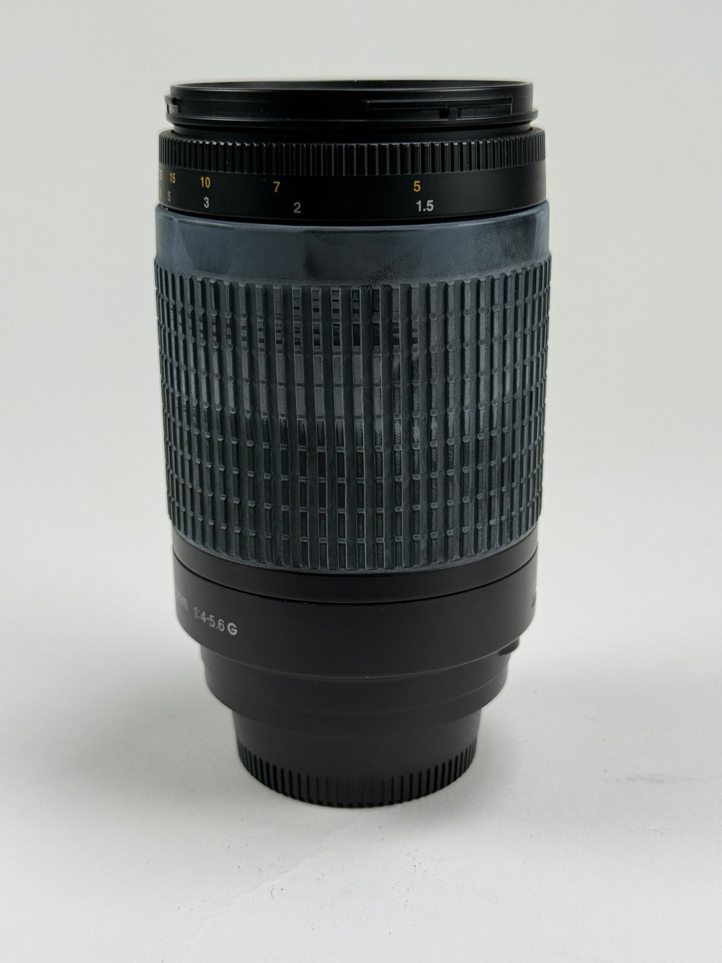 Nikon AF NIKKOR 70-300mm f4-5.6 G Lens
