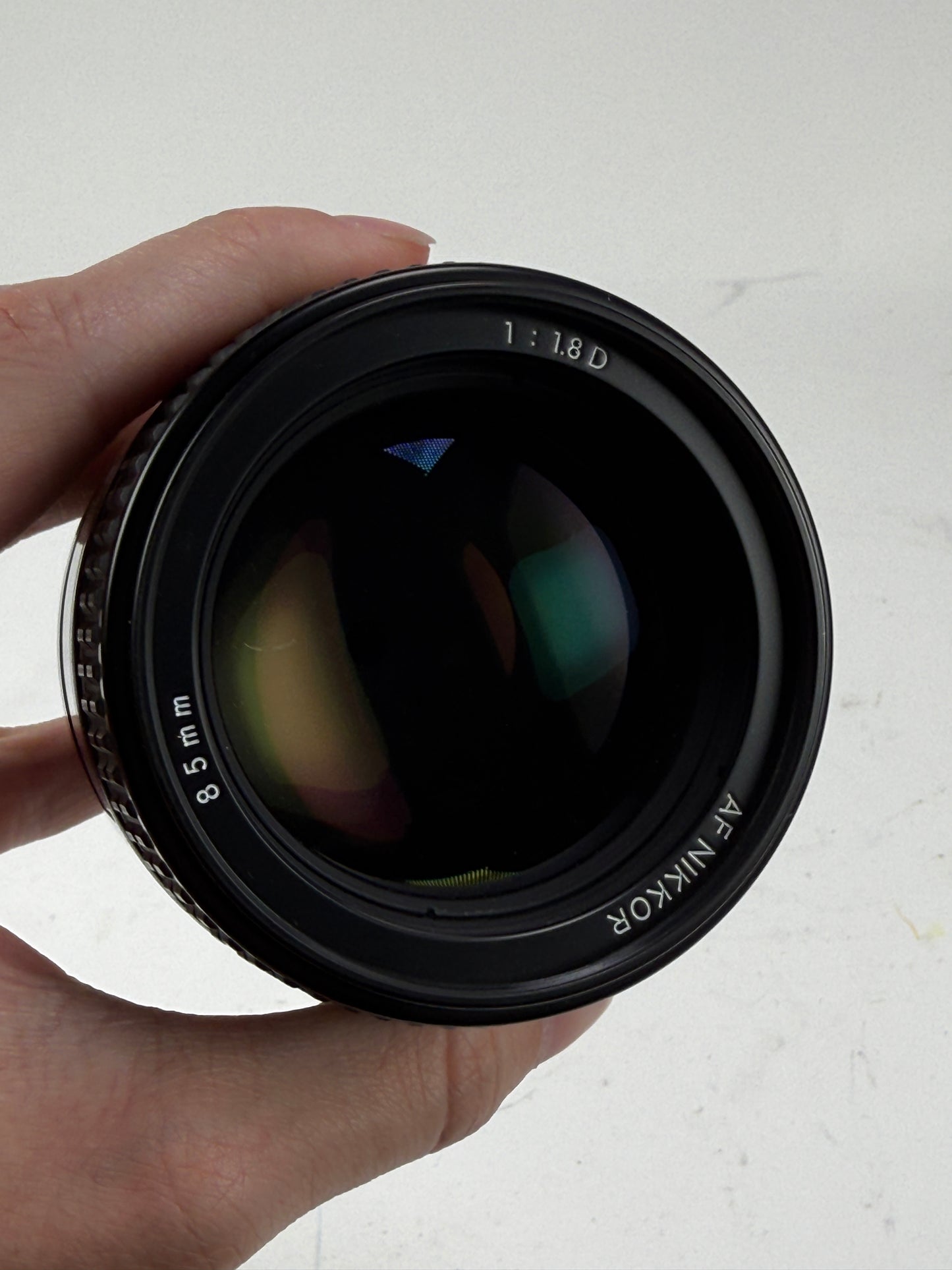 Nikon AF Nikkor 85mm f1.8 D Lens