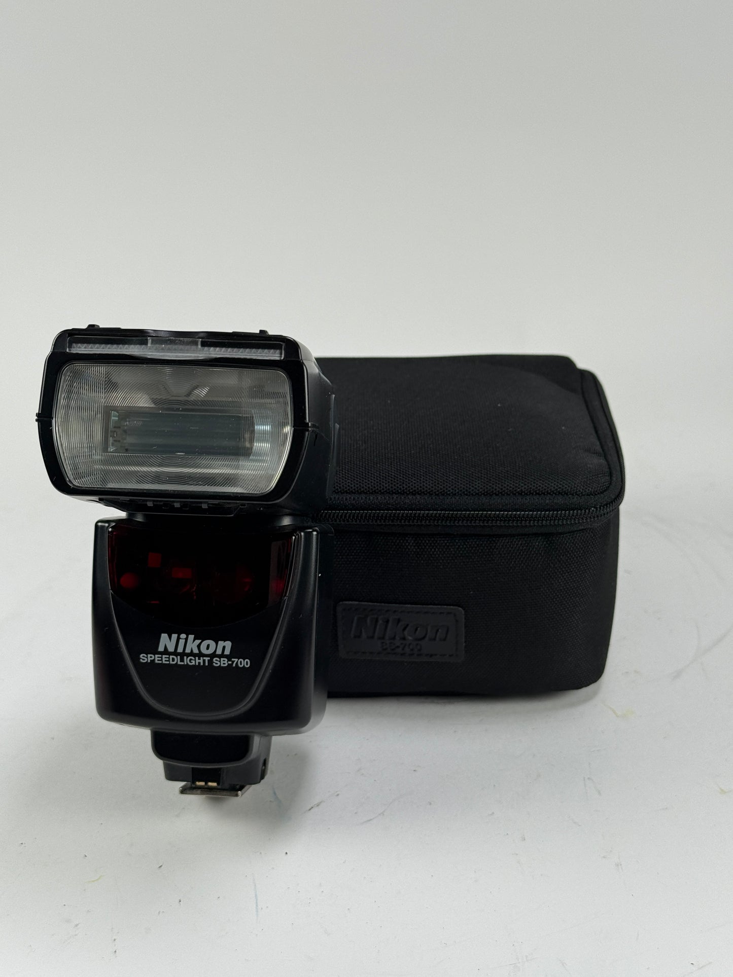 Nikon SB-700 Speedlight Shoe Mount Flash SB700