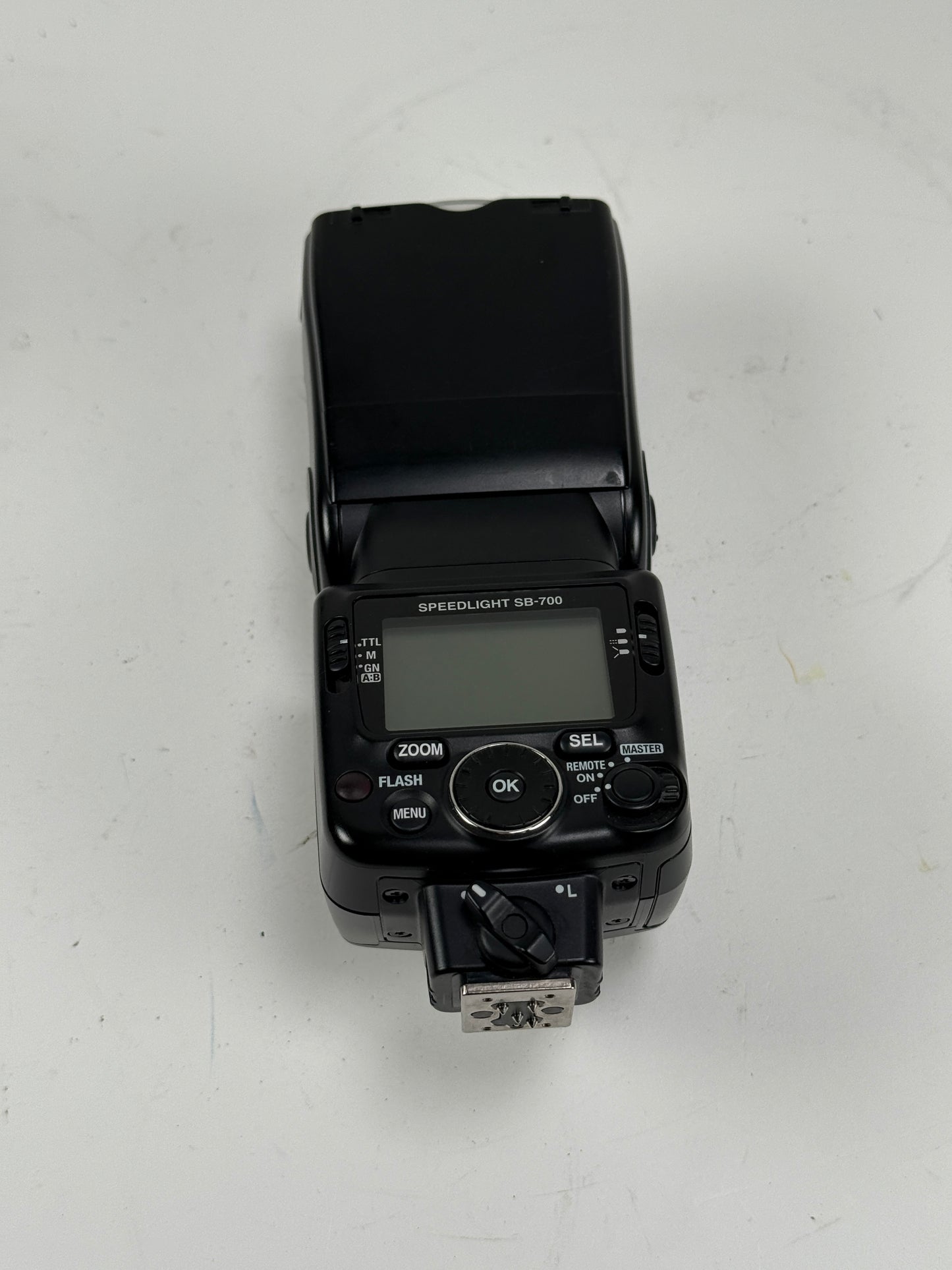 Nikon SB-700 Speedlight Shoe Mount Flash SB700