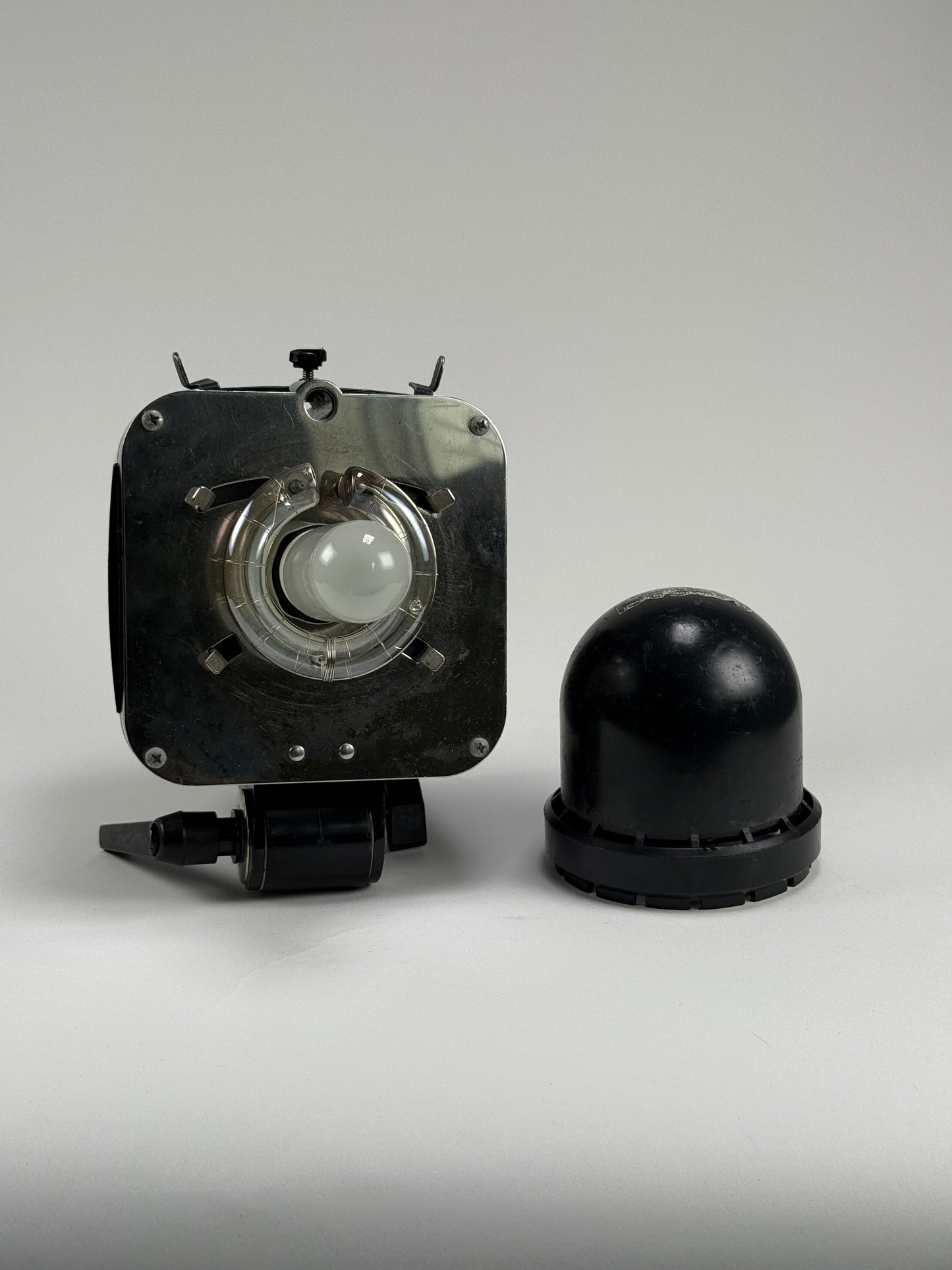 Paul C Buff Alien Bees B800 Flash Strobe