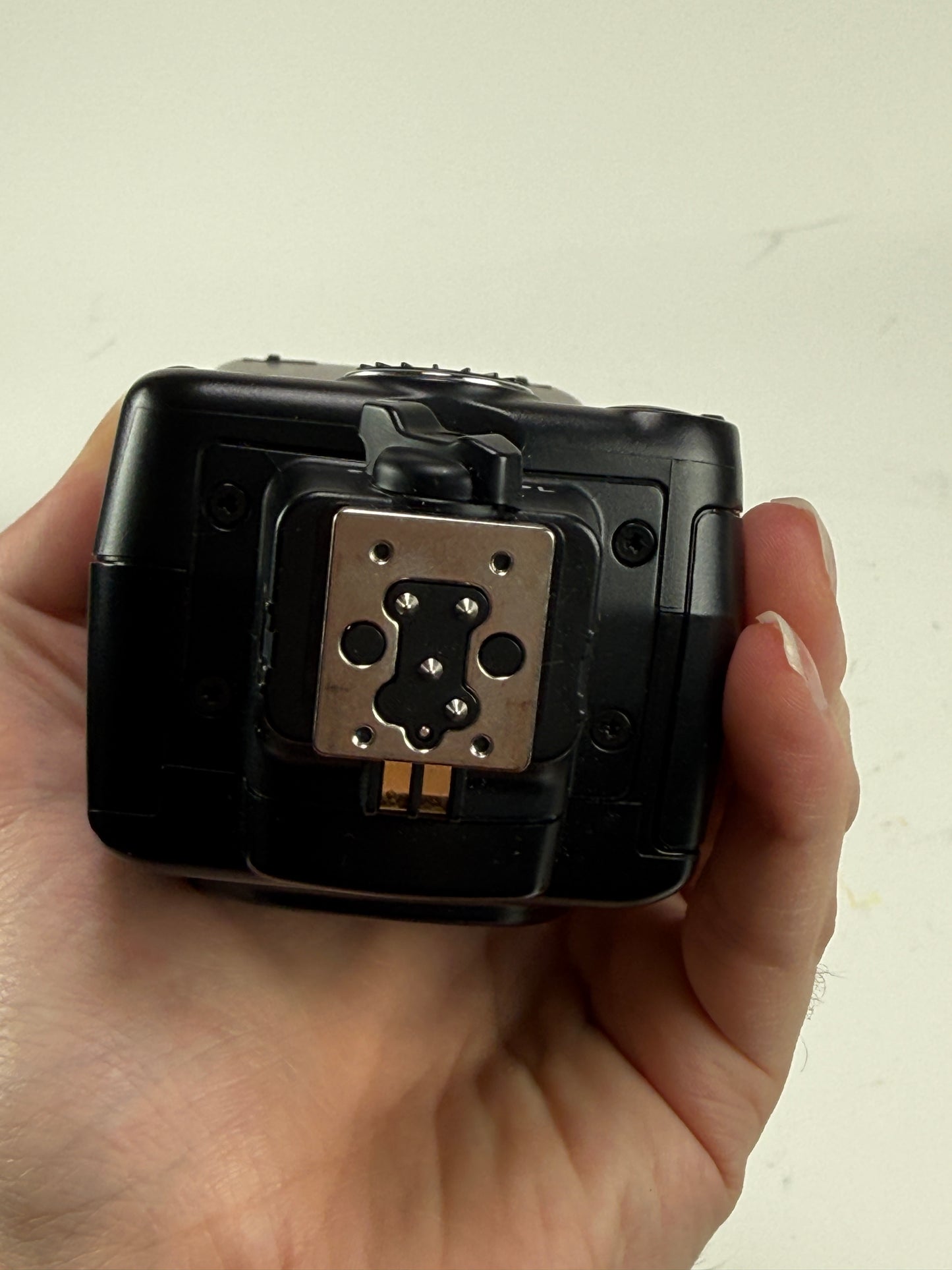 Nikon SB-700 Speedlight Shoe Mount Flash SB700
